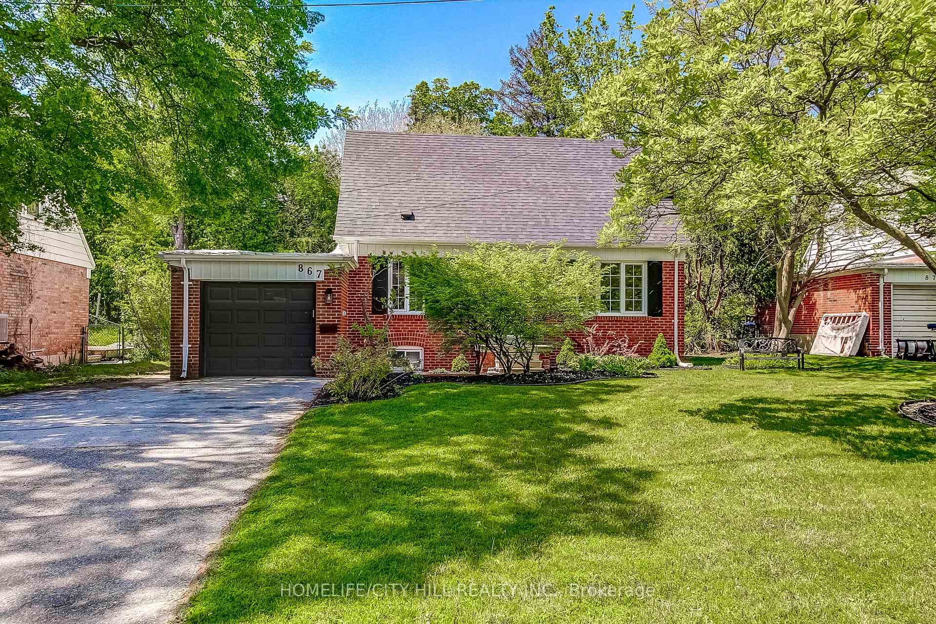 867 Melton Drive, Mississauga, ON L4Y 1K9 - Photo 1