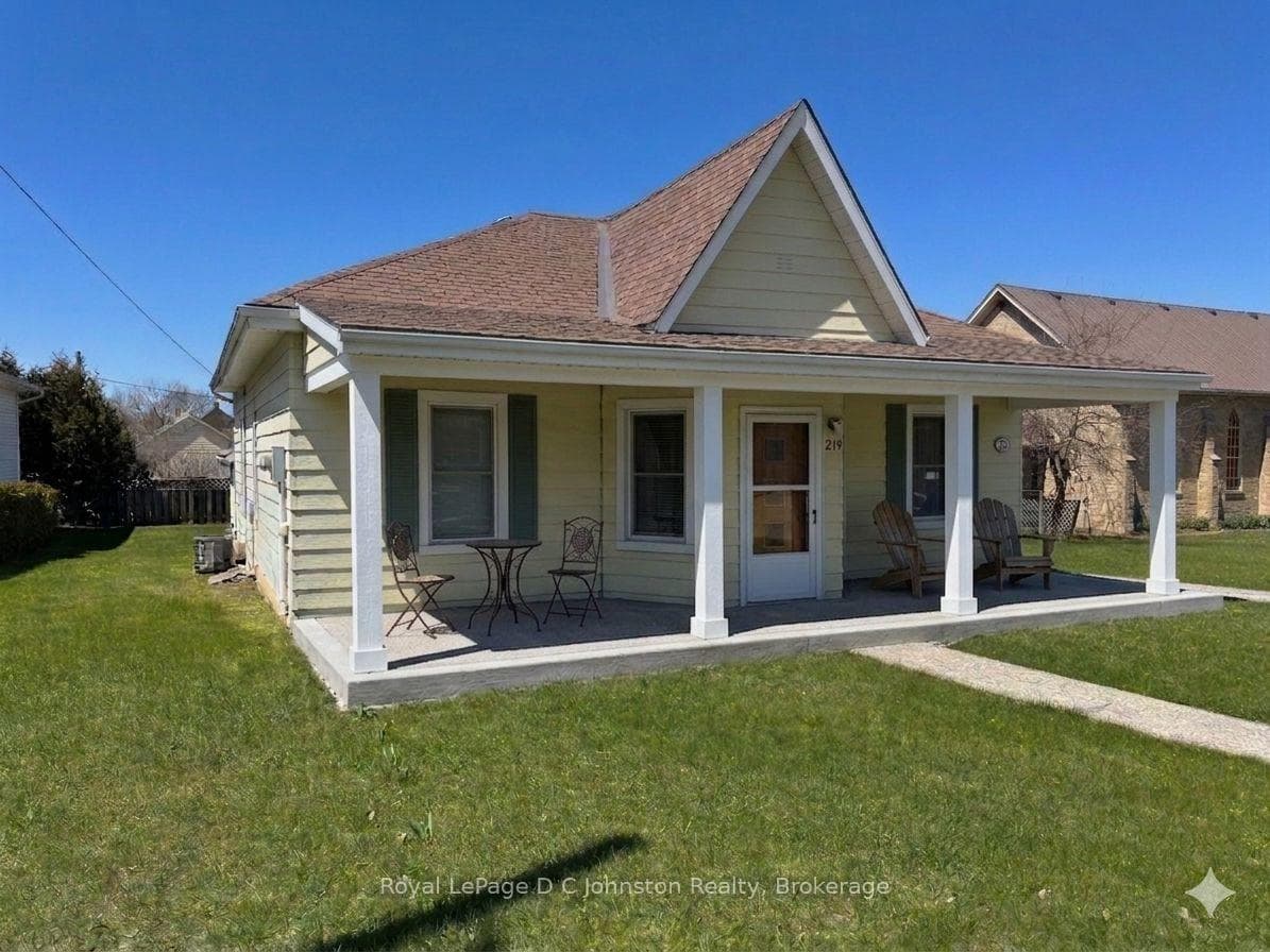 AI generated front porch added