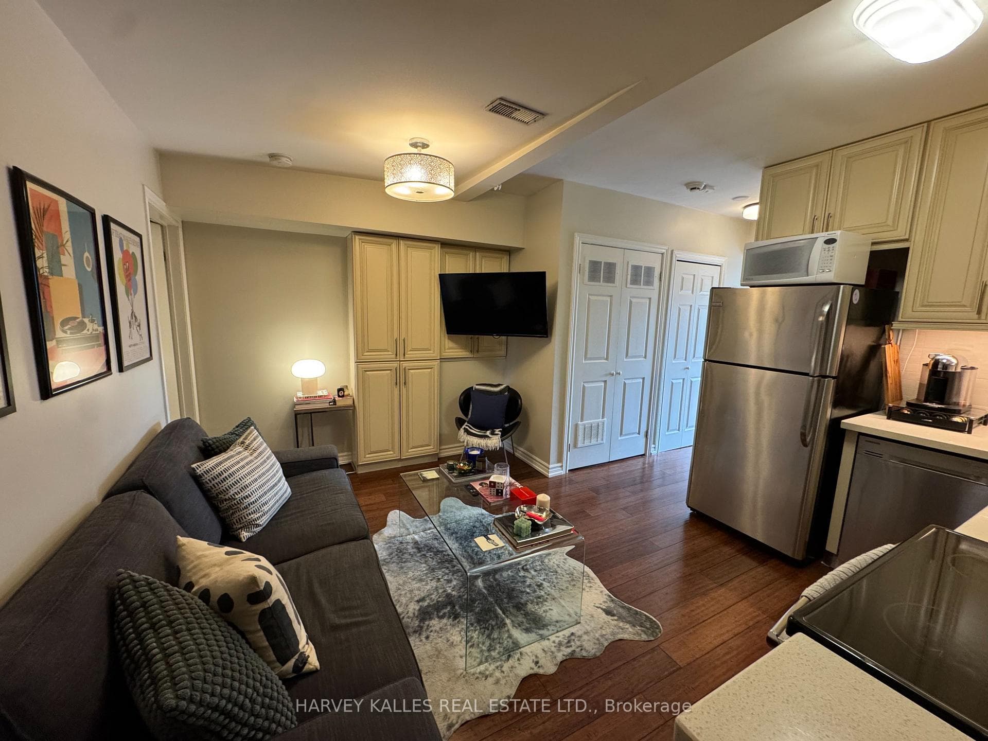 904 Bloor Street Unit 3rd, Bloor West Village / Swansea, ON M6H 1L1 - Photo 1