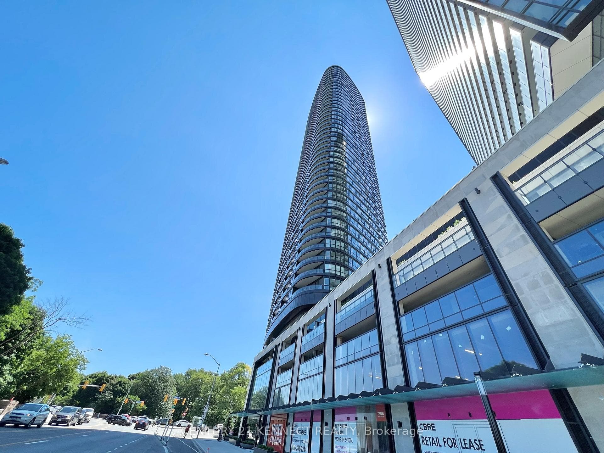 585 Bloor Street Unit 824, Toronto C08