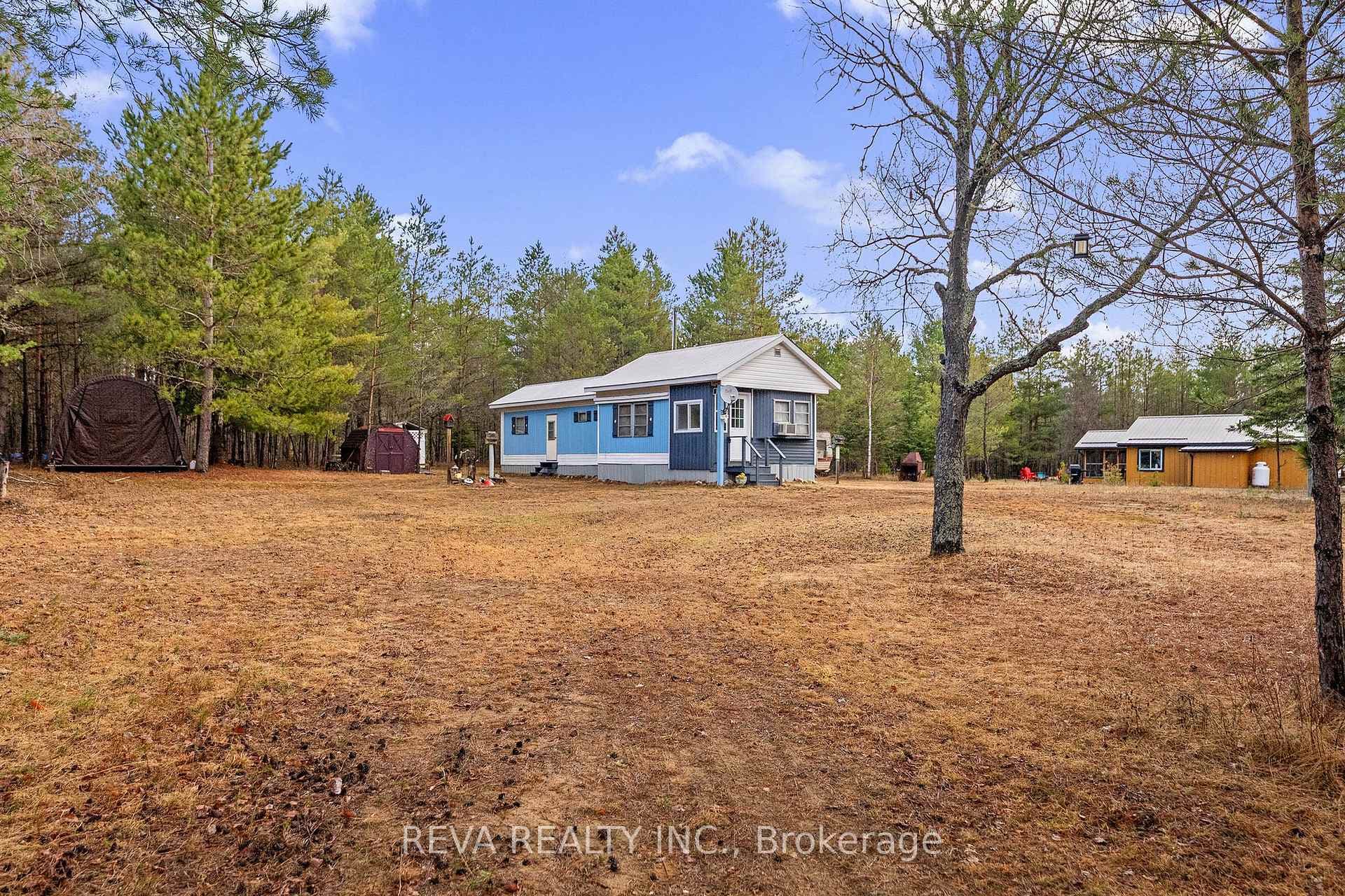 15 Centre Road, Hastings Highlands