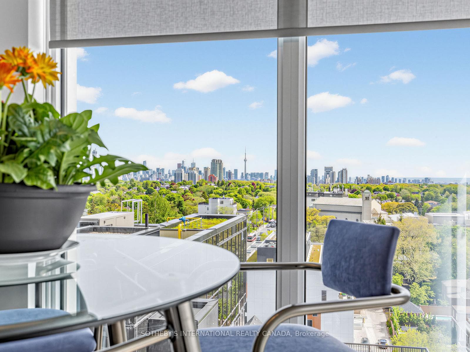 2020 Bathurst Street Unit 1221, Forest Hill / Deer Park, ON M5P 0A6 - Photo 1