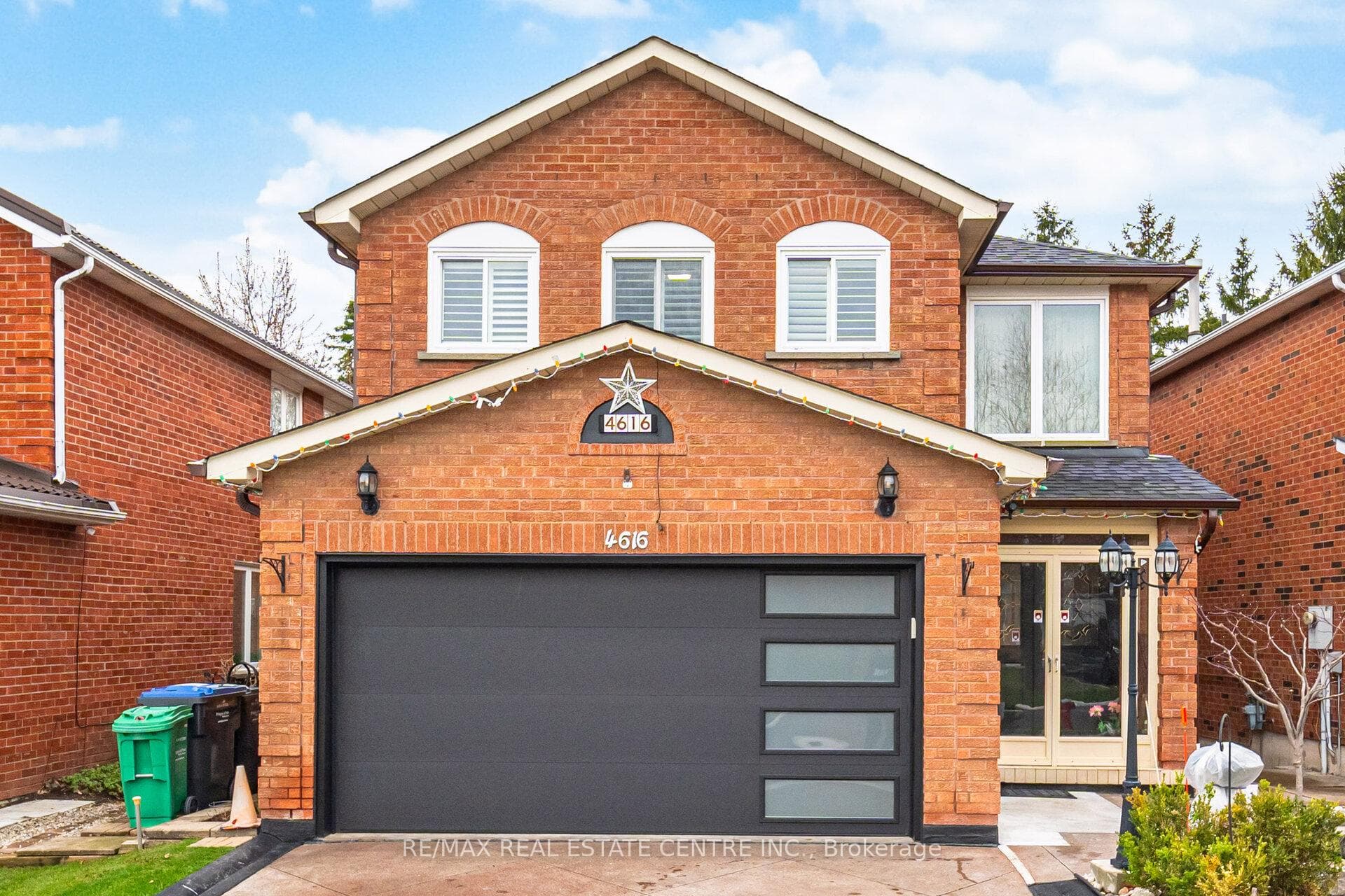 4616 Owl Circle, Mississauga, ON L4Z 2P9 - Photo 1