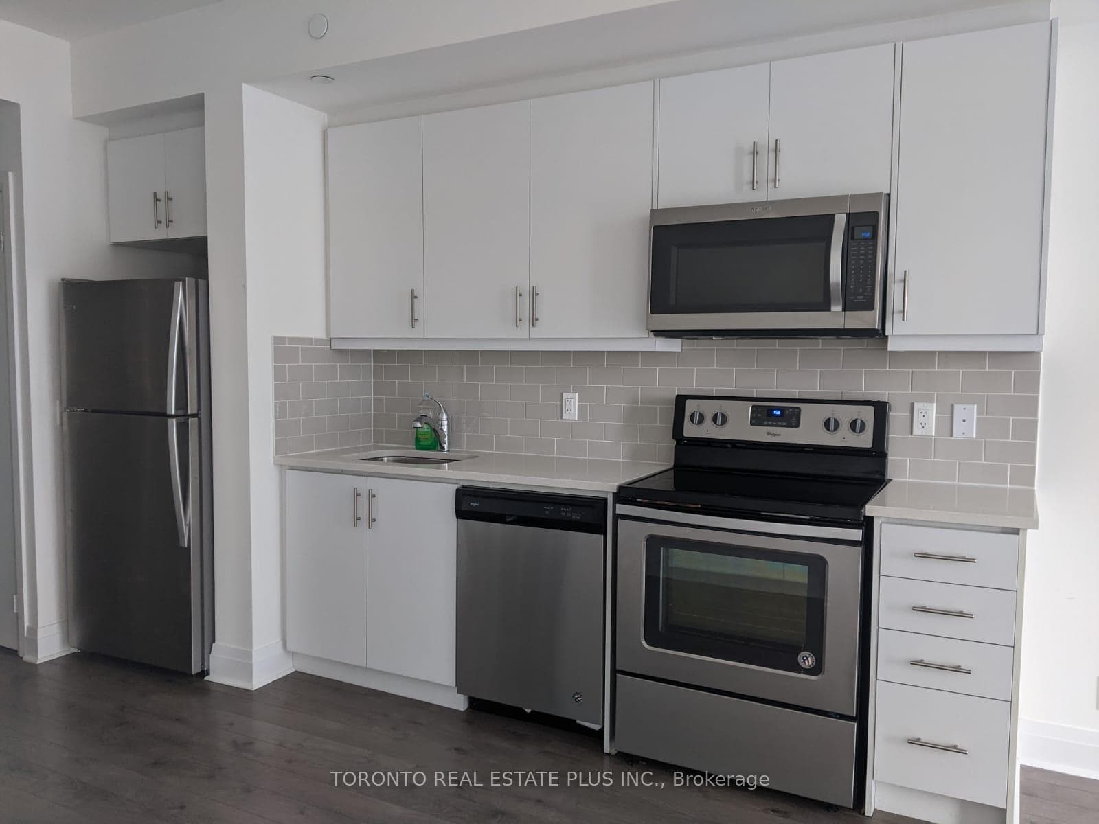 17 Zorra Street Unit 1011, Etobicoke (Islington / Rexdale), ON M8Z 4Z6 - Photo 1