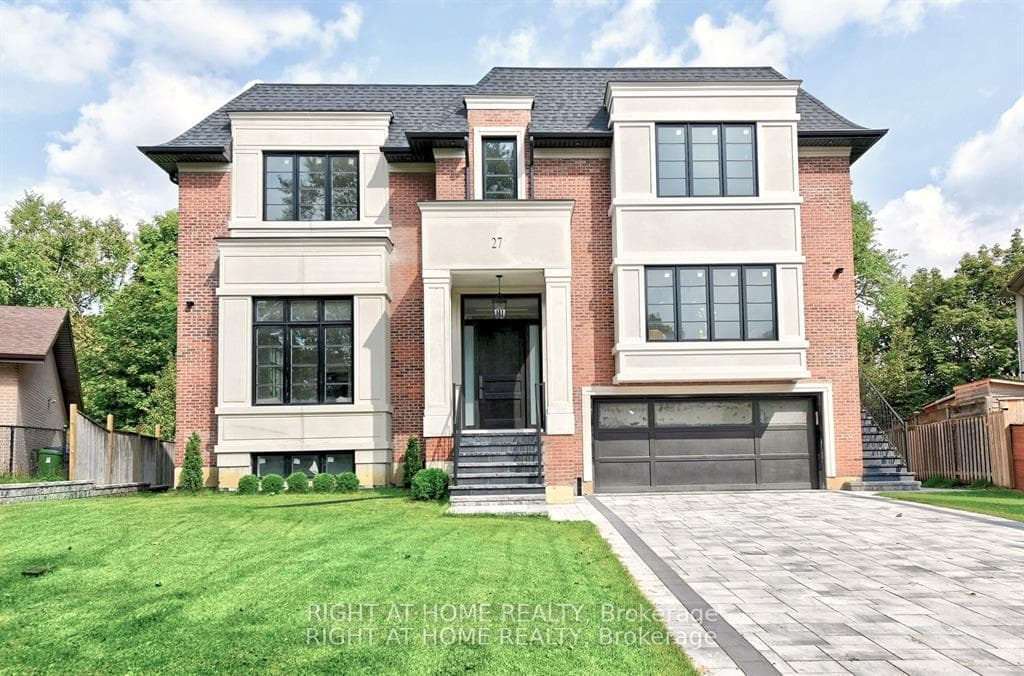 27 Hurlingham Crescent, Don Mills / Parkwoods / Victoria Village, ON M3B 2P9 - Photo 1