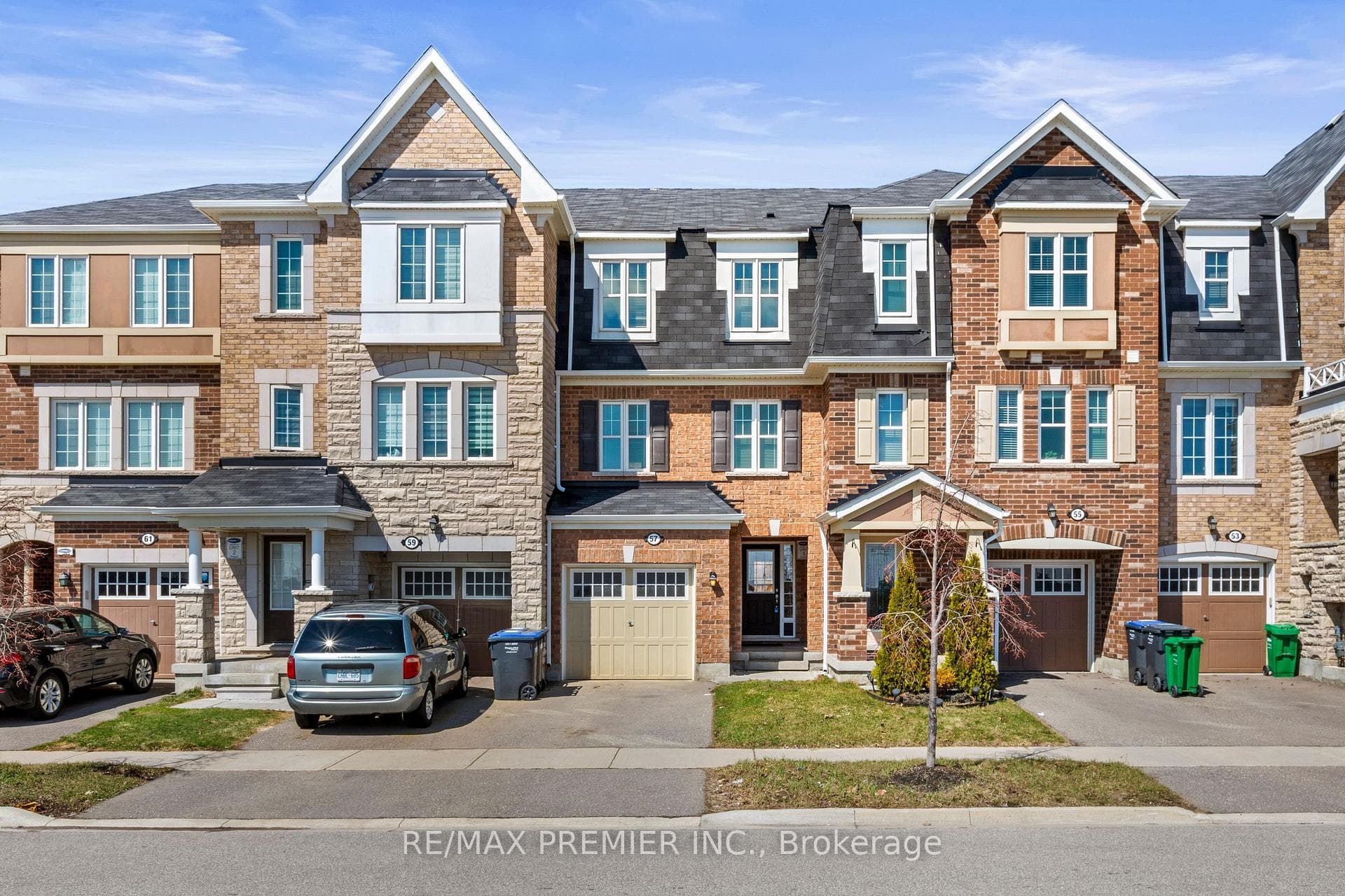 57 Baycliffe Crescent, Brampton, ON L7A 3Z3 - Photo 1