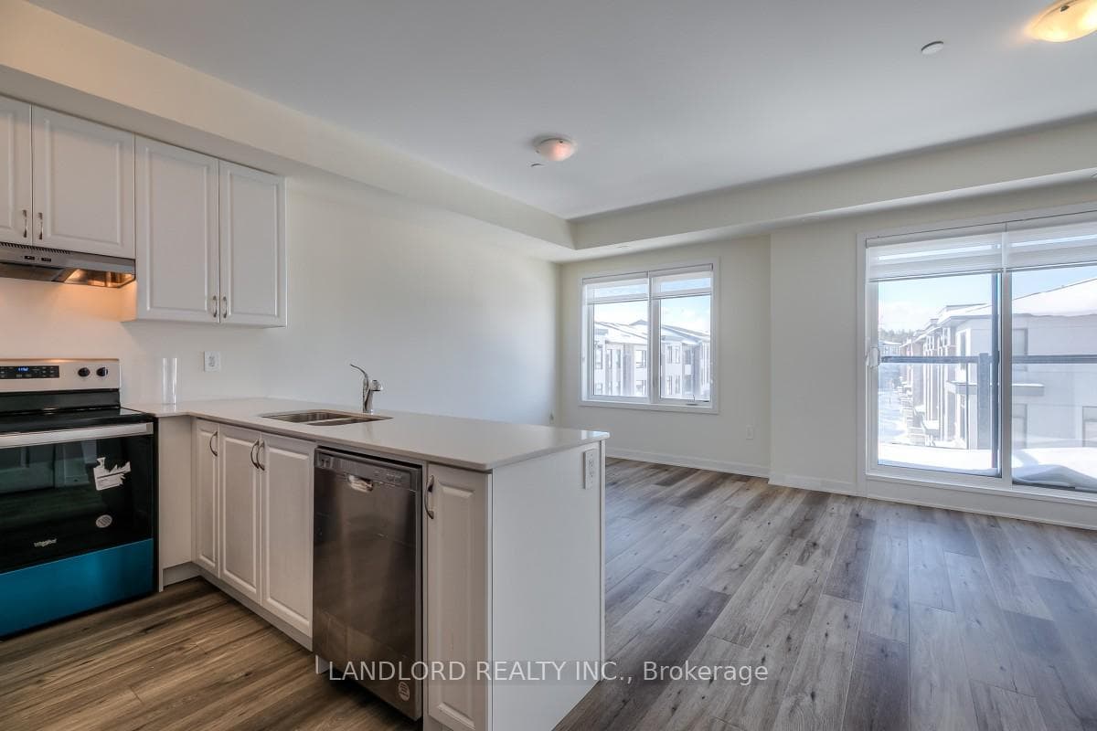 1695 Dersan Street Unit 323, Pickering, ON L1X 0S9 - Photo 1