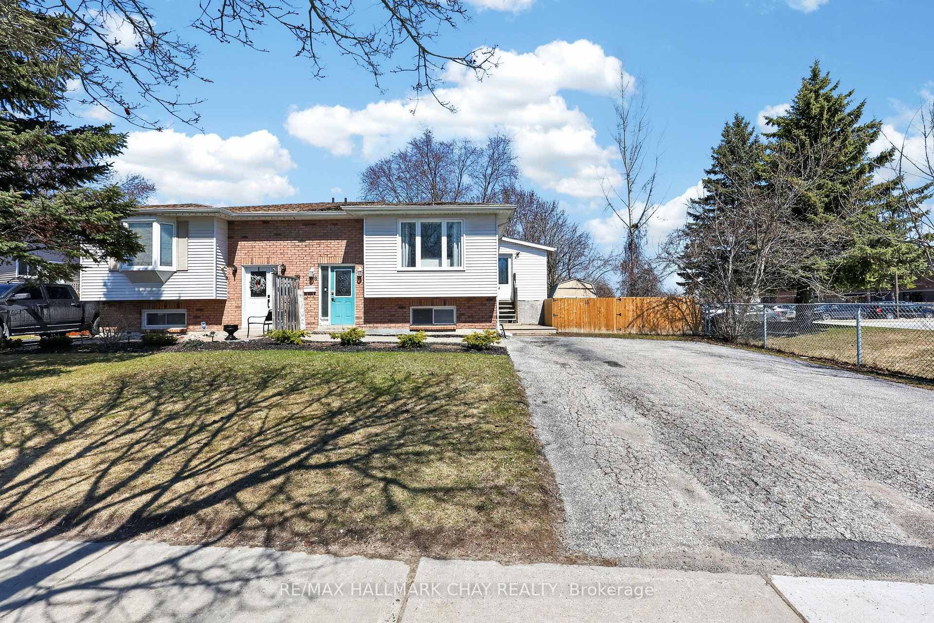 58 Biscayne Boulevard, Georgina