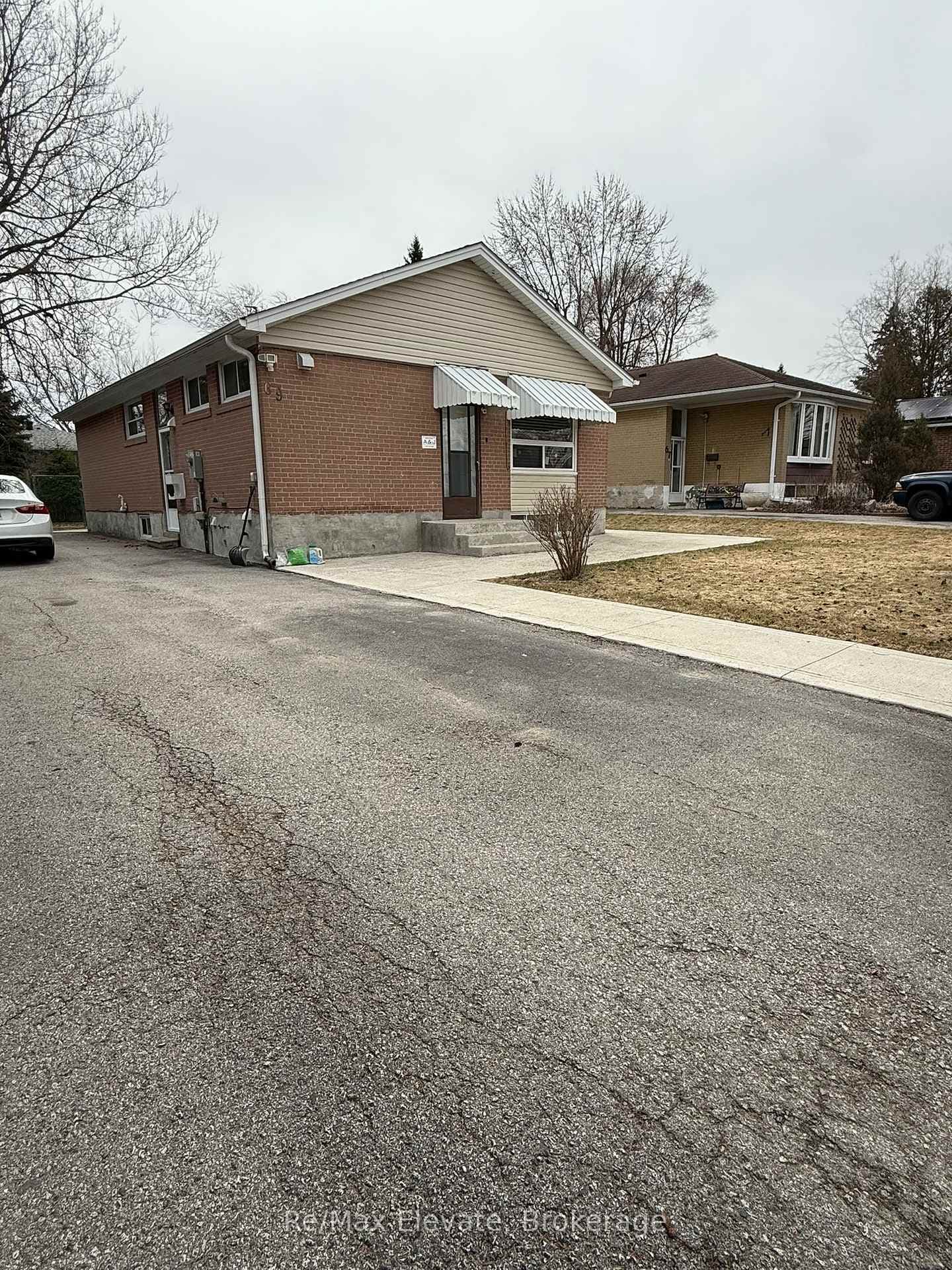 69 Epsom Downs Drive, Brampton, ON L6T 1Y7 - Photo 1