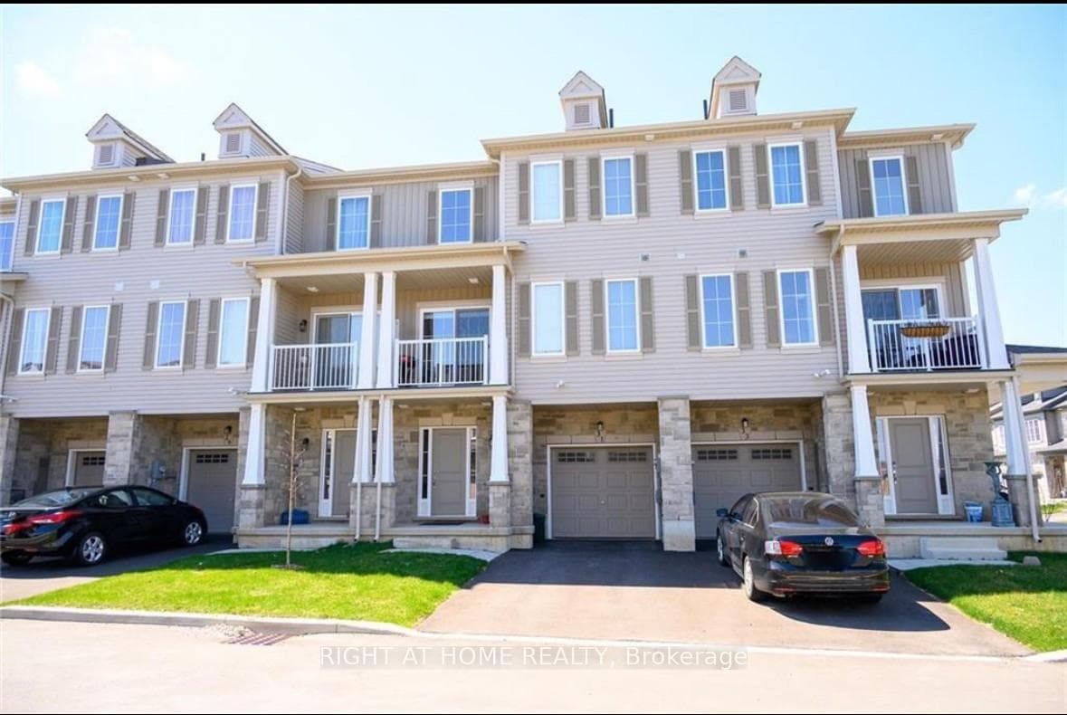 31 Cleland Avenue, Hamilton, ON L5R 0G2 - Photo 1