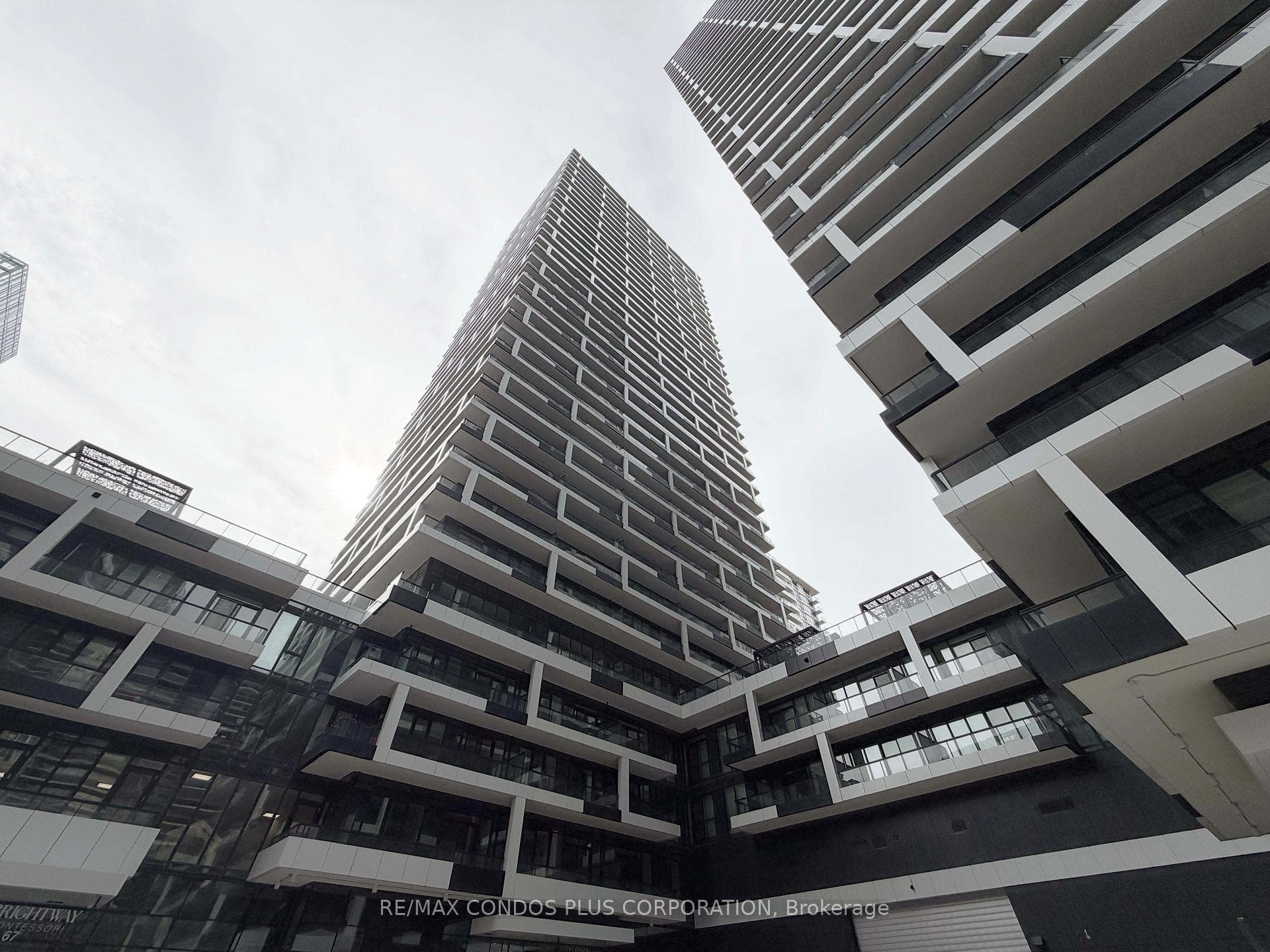 65 Broadway Avenue Unit 2102, Leaside / Davisville, ON M4P 1T9 - Photo 1