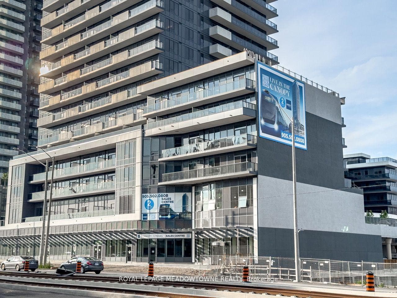 5105 Hurontario Street Unit 530, Mississauga, ON L4Z 3X7 - Photo 1
