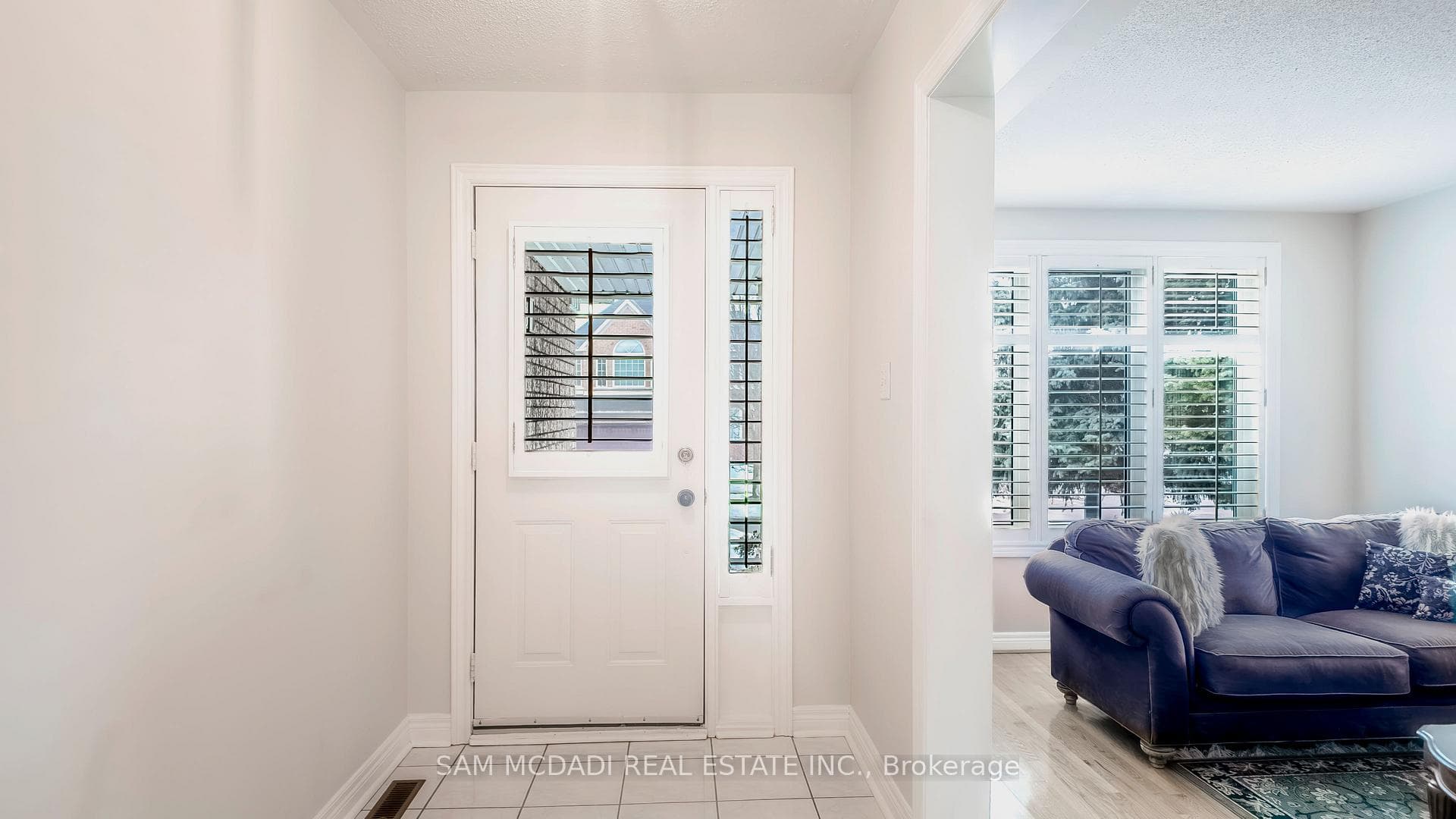 5396 Planter's Wd Court, Mississauga, ON L5M 5V2 - Photo 1