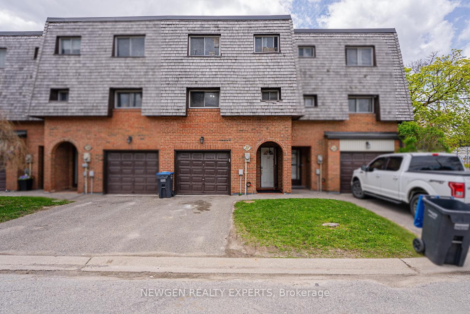 27 Briar Path, Brampton