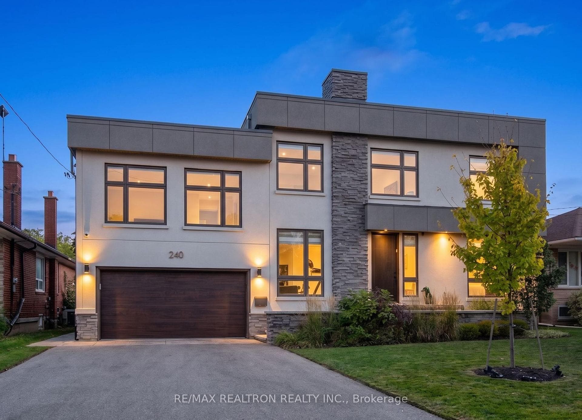 240 Maxwell Street, North York (Bathurst Manor / Clanton Park), ON M3H 5B7 - Photo 1