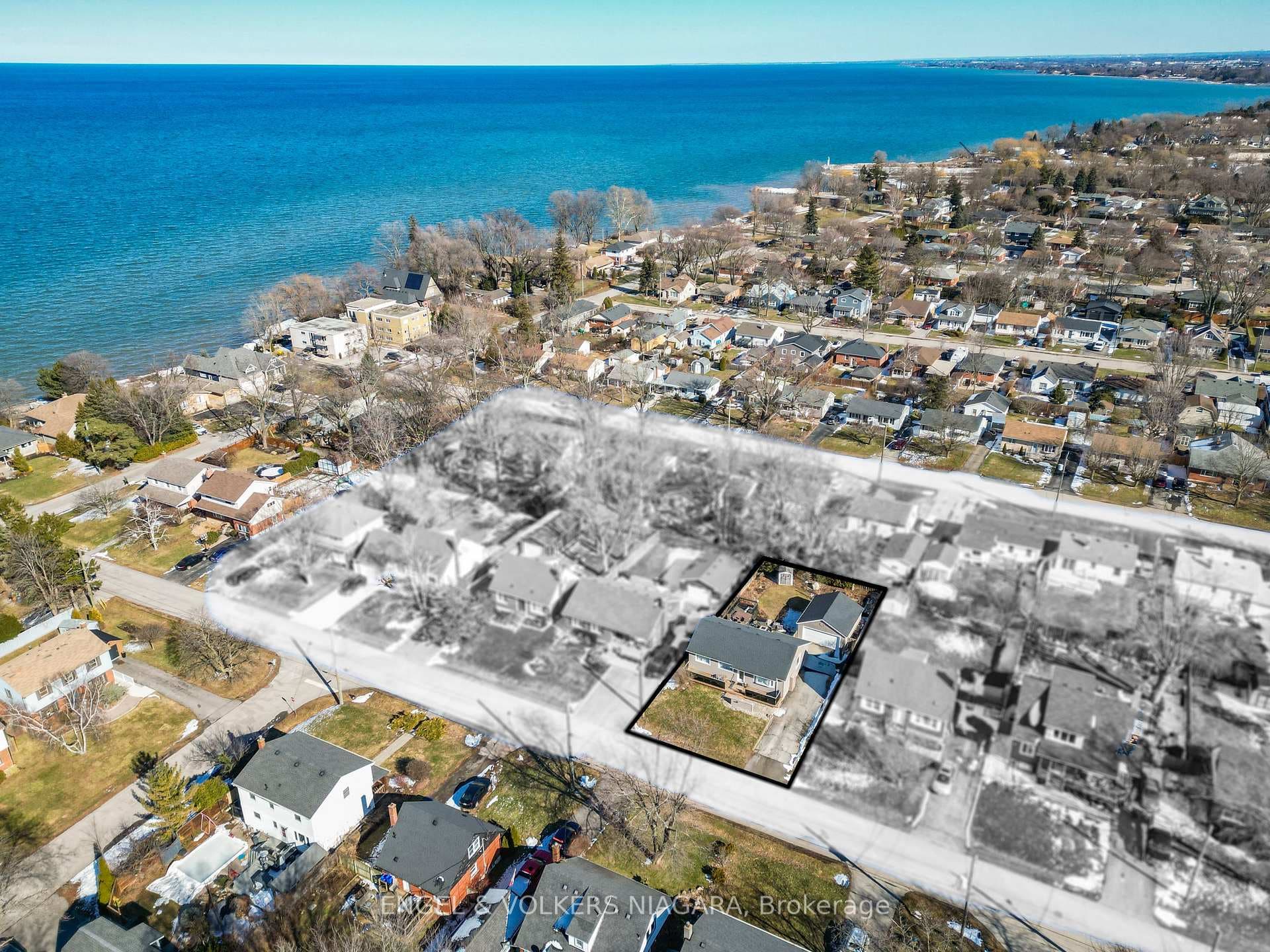 70 Stewart Street, Grimsby, ON L3M 3N4 - Photo 1