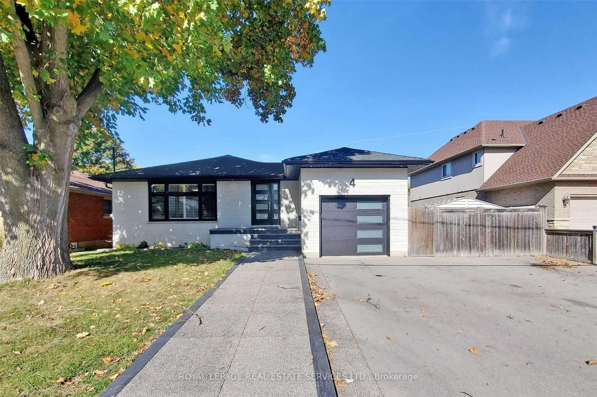 4 Mcmaster Avenue, Hamilton