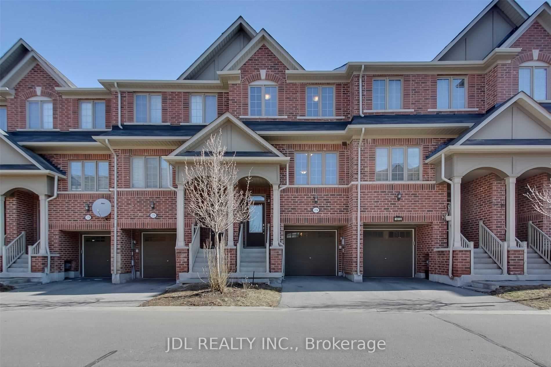 1374 Granrock Crescent, Mississauga, ON L5E 0E1 - Photo 1