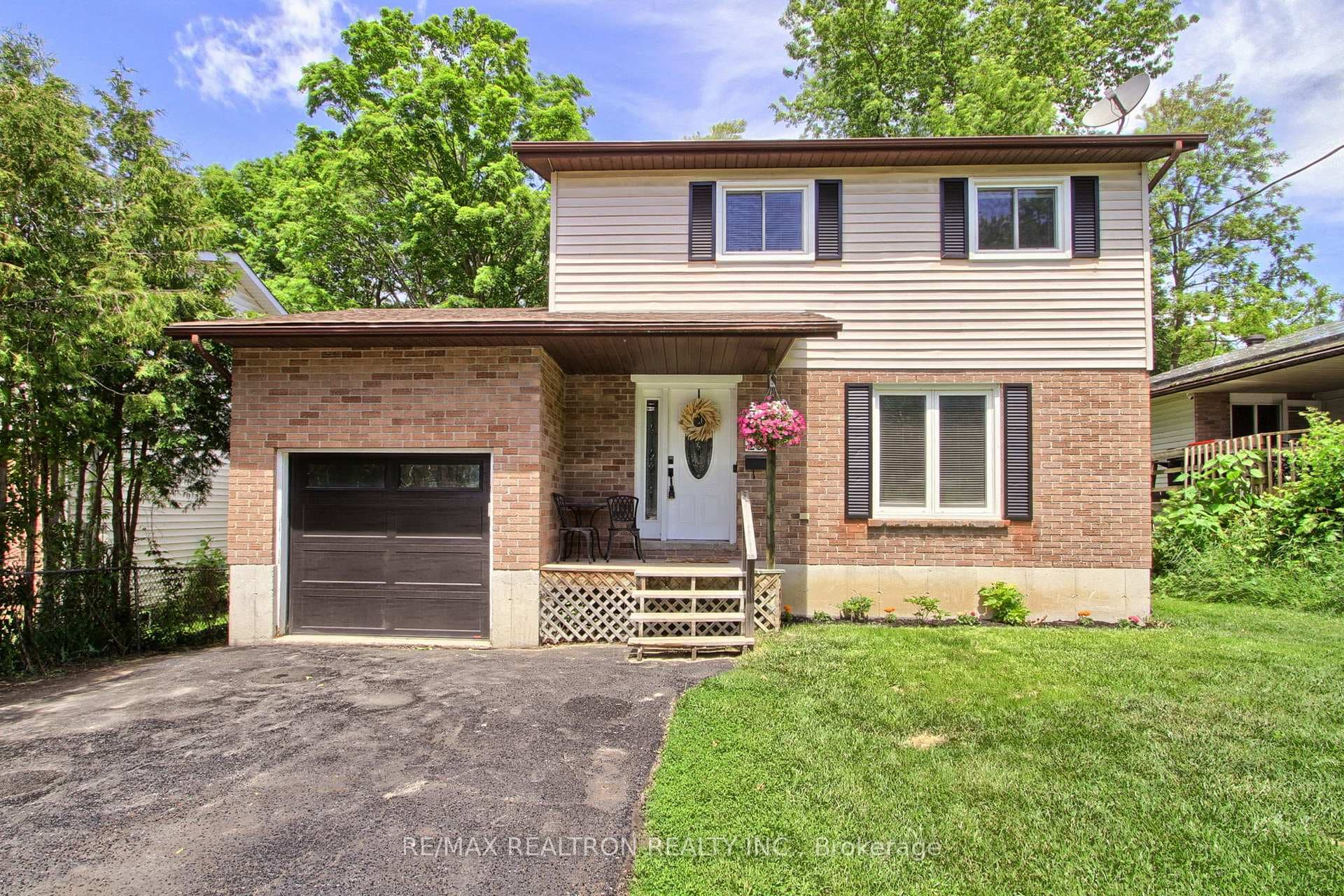 288 Terrace Drive, Georgina, ON L4P 2Y8 - Photo 1