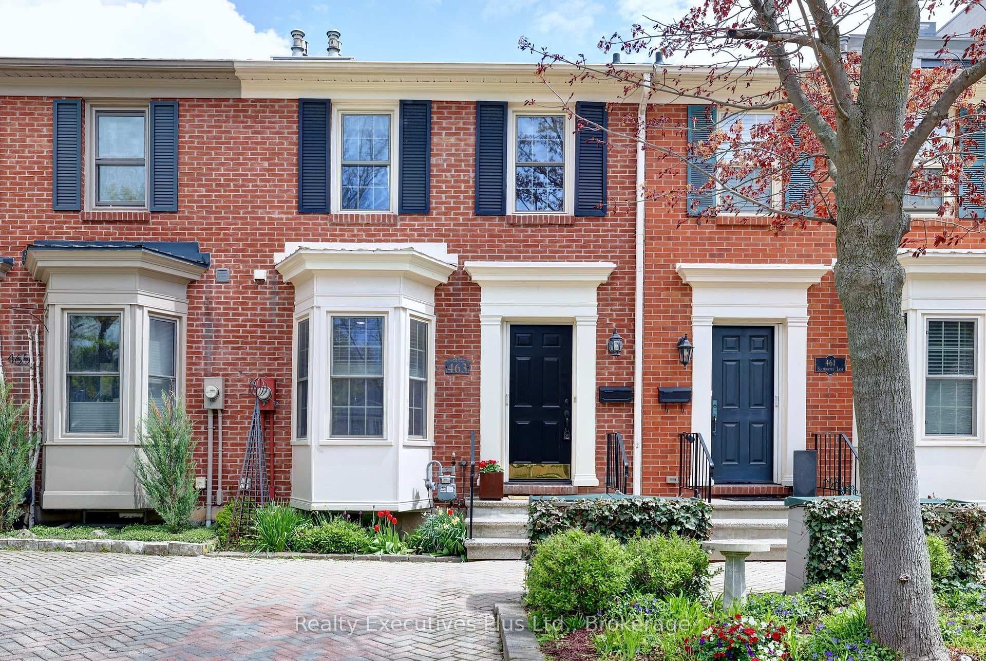 463 Blathwayte Lane, Burlington