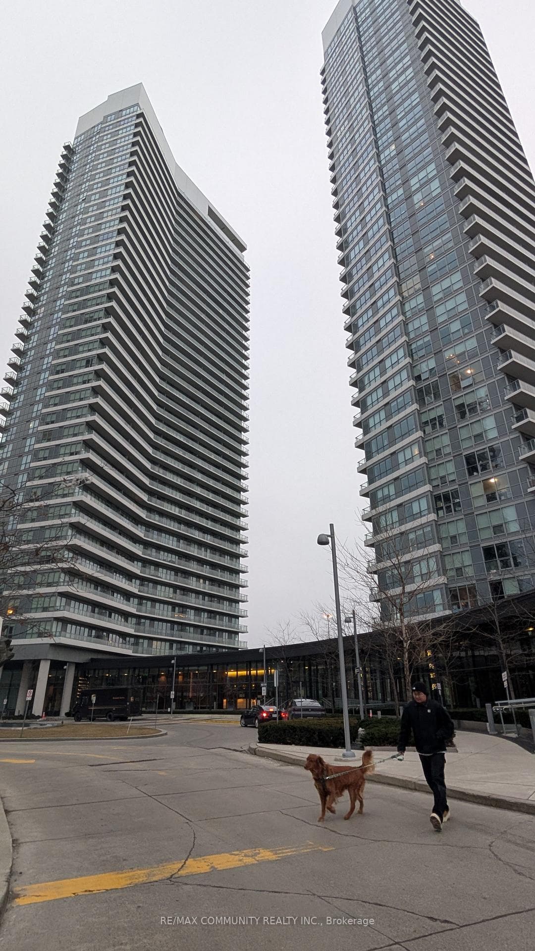 117 Mcmahon Drive Unit 310, Hillcrest Village / Bayview Village, ON M2K 0E4 - Photo 1