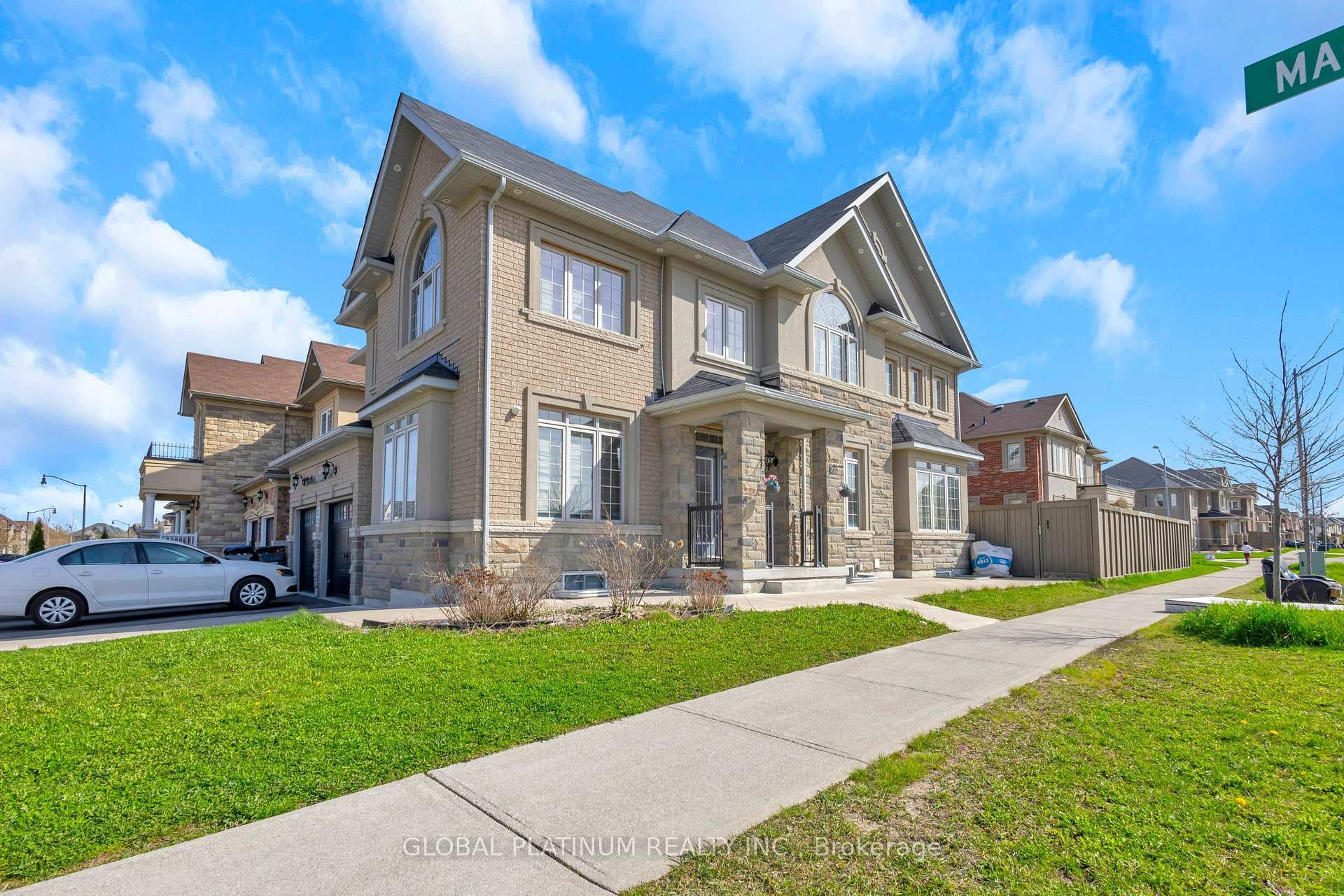 291 Remembrance Road, Brampton