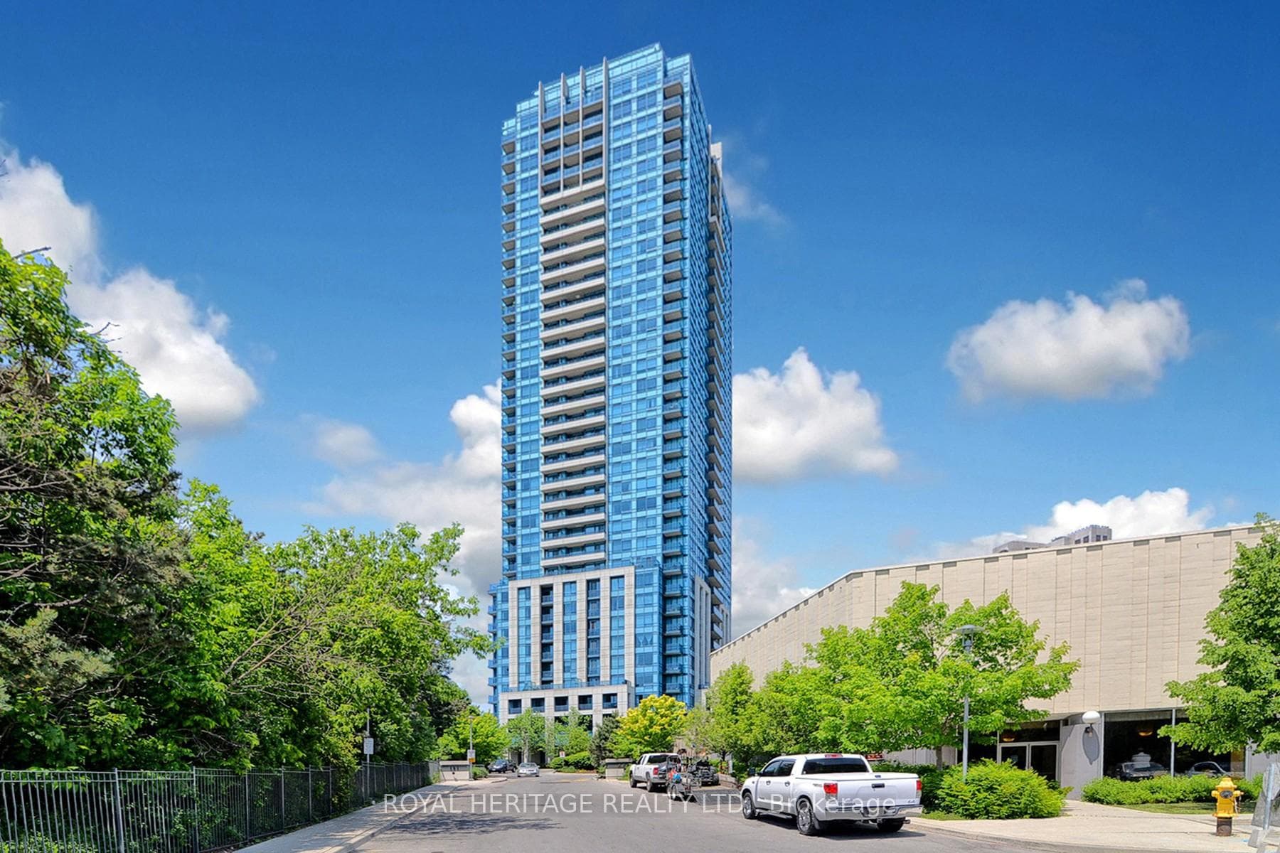 181 Wynford Drive Unit 2006, Don Mills / Parkwoods / Victoria Village, ON M3C 0C6 - Photo 1