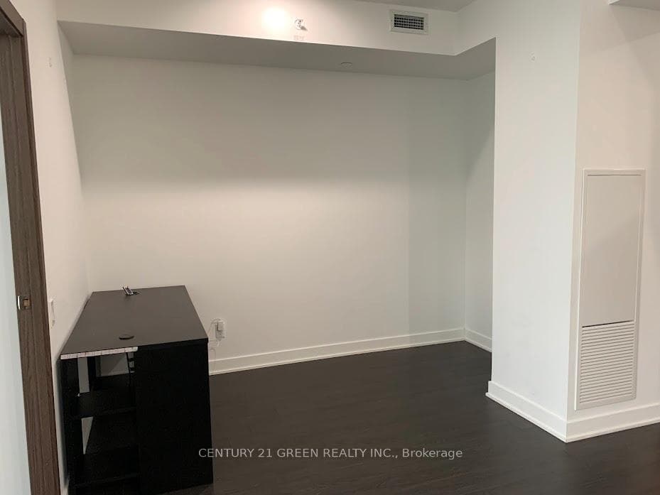 19 Bathurst Street Unit 3710, Downtown Toronto / Waterfront, ON M5V 0N2 - Photo 1