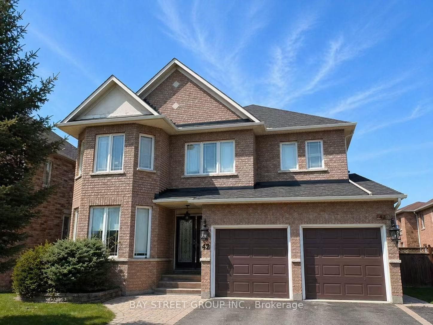 42 Fouracre Way Unit Upper Level, Aurora, ON L4G 7W1 - Photo 1