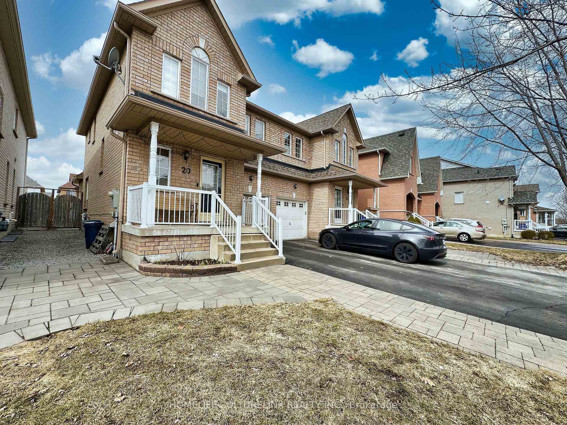 20 Anita Drive, Markham, ON L3V 5V8 - Photo 1