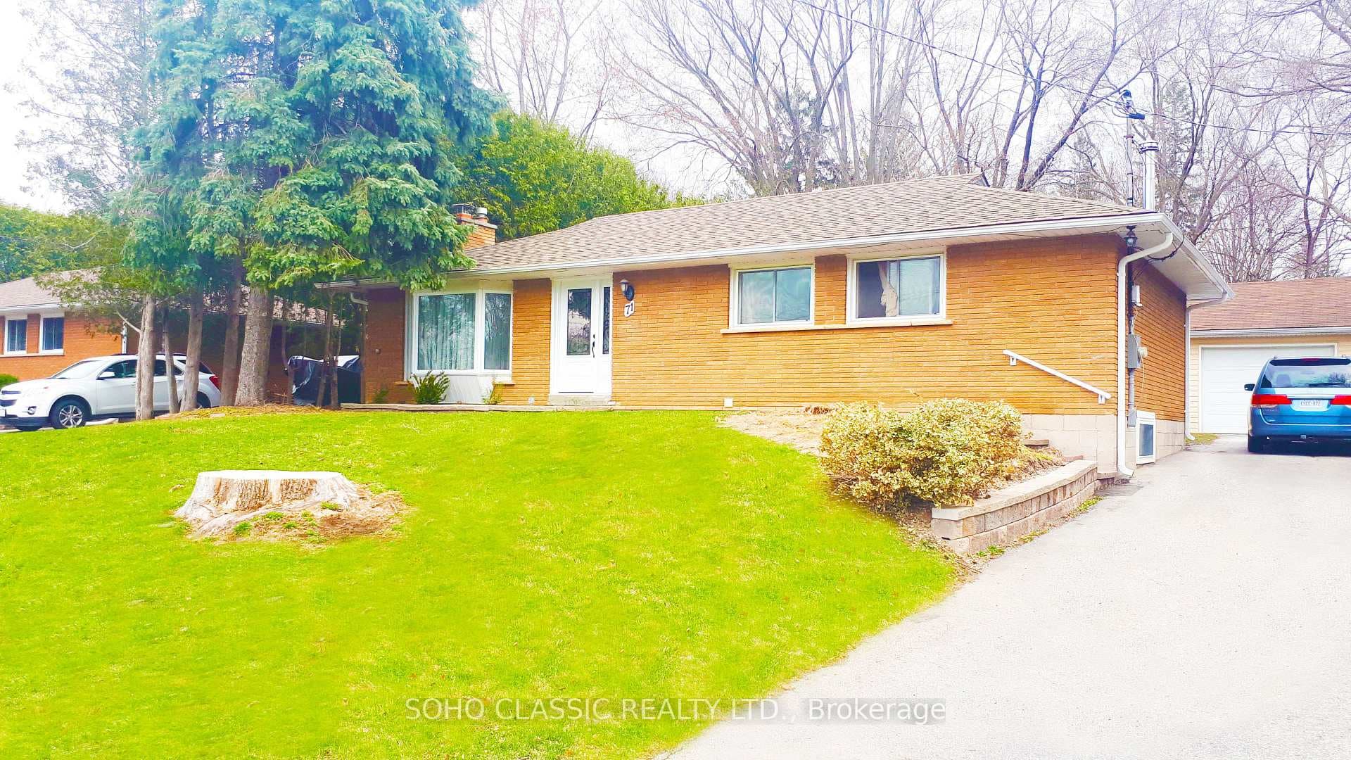 71 Belfry Drive Unit #2, Newmarket