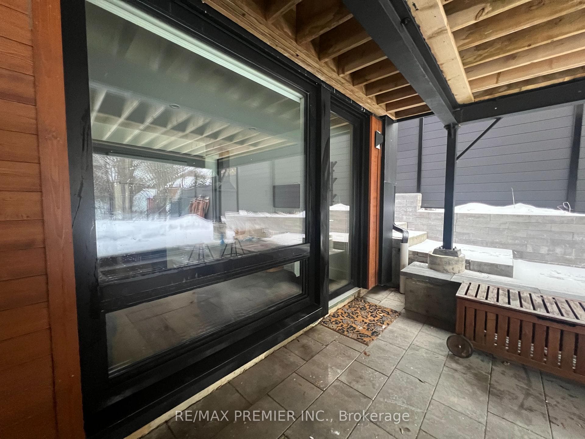 7 Glen Eden Crescent Unit Basement, Danforth / East York, ON M4B 2X8 - Photo 1