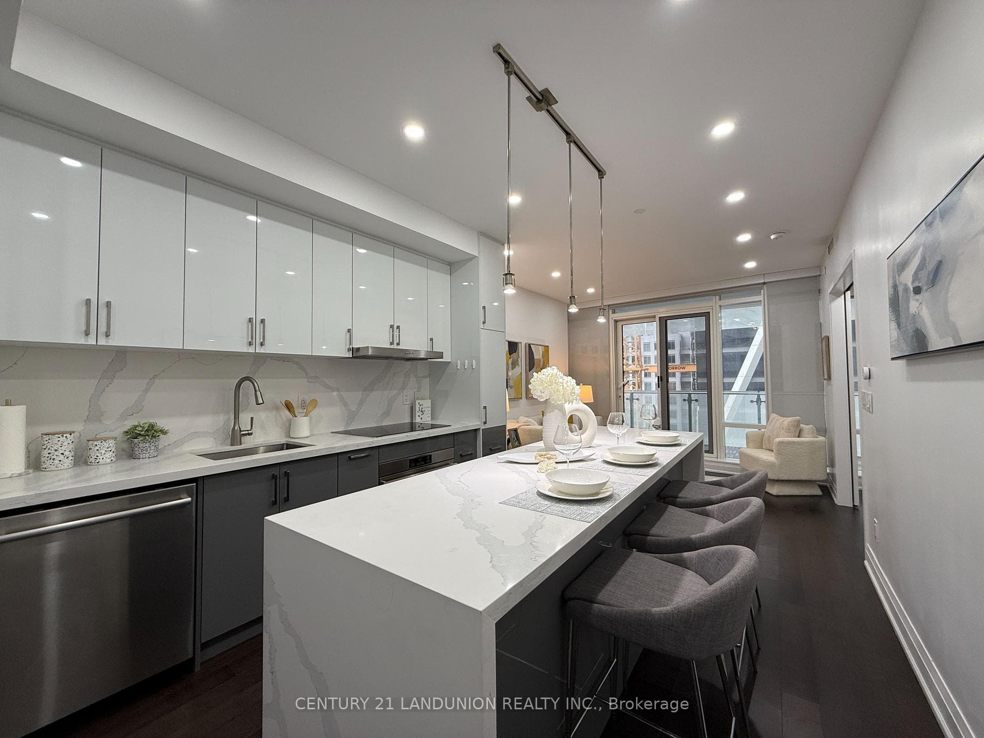 1 Bloor Street Unit 1508, Regent Park / Cabbagetown / St. James Town, ON M4W 0A8 - Photo 1