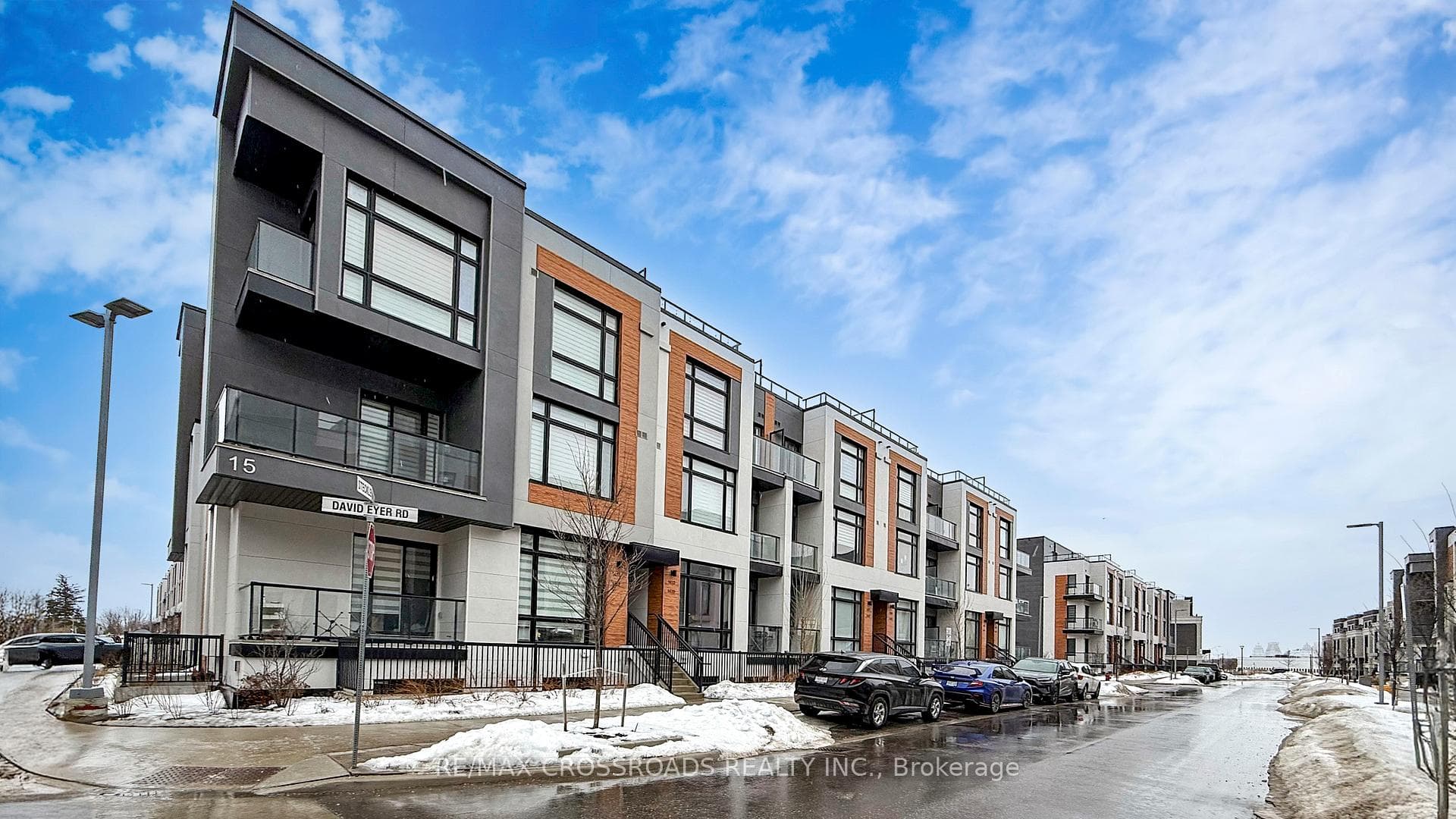 15 David Eyer Road Unit 1403, Richmond Hill, ON L4S 0N2 - Photo 1