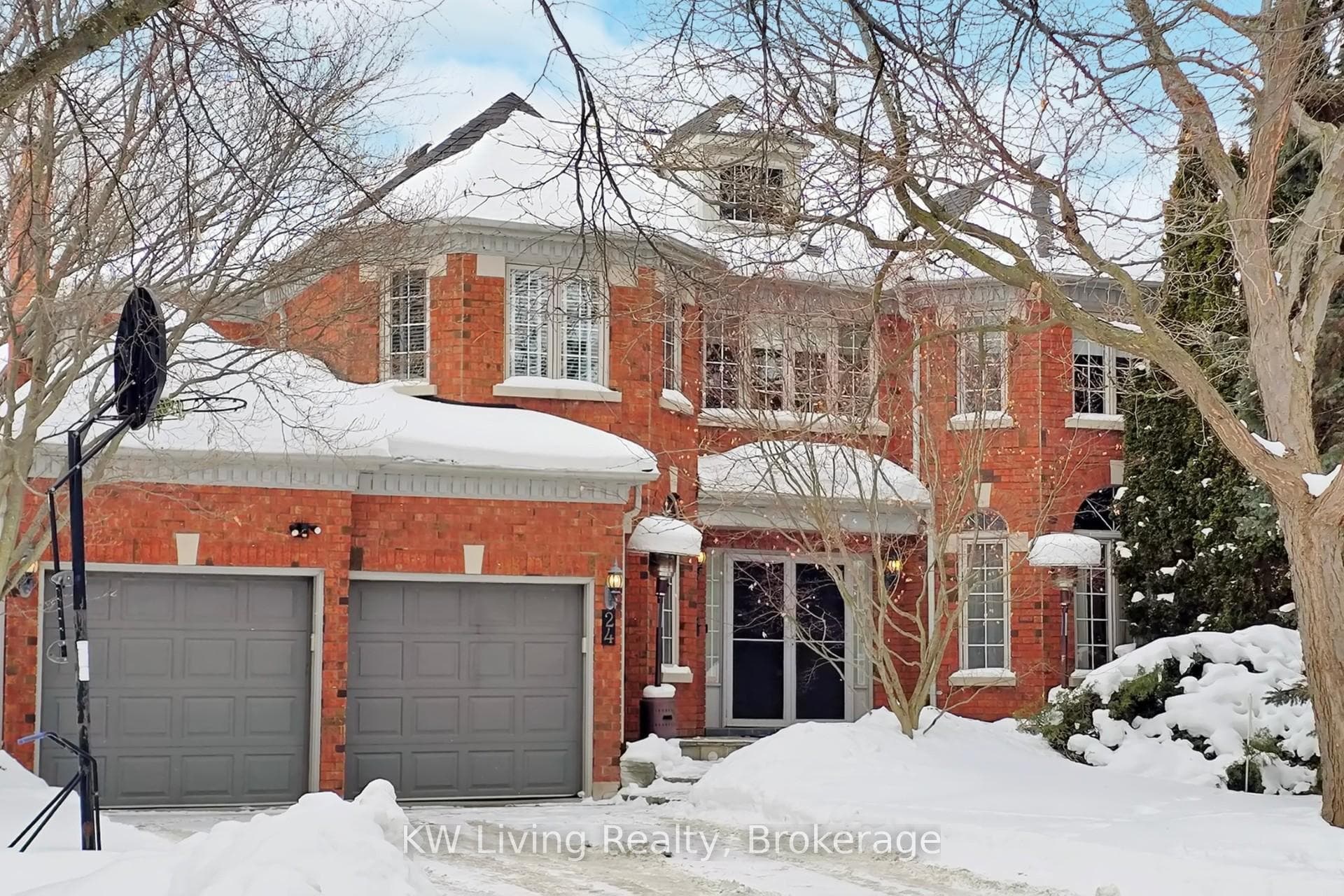 24 Highview Crescent, Richmond Hill, ON L4B 2T7 - Photo 1
