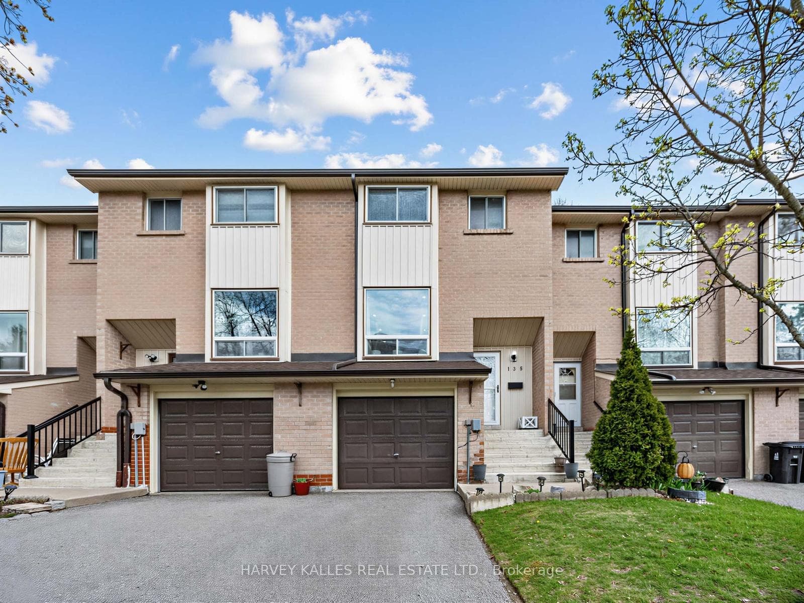 25 Collinsgrove Road Unit 155, Rouge / Port Union / Malvern, ON M1E 3S3 - Photo 1