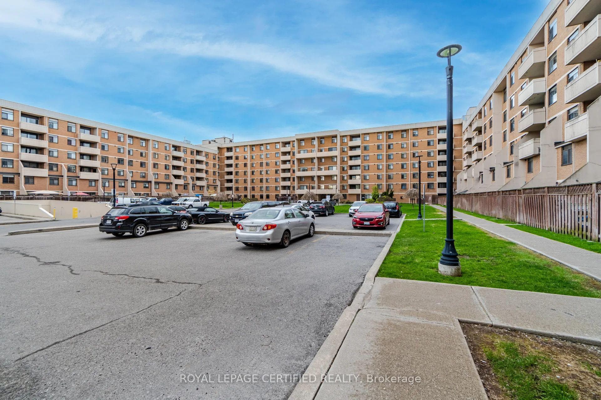 2645 Jane Street Unit 112, Downsview / Black Creek, ON M3L 2J3 - Photo 1