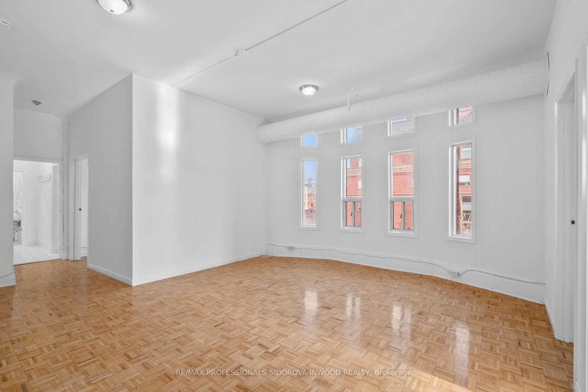 356 College Street Unit 301, Downtown Toronto / Waterfront, ON M5T 1S6 - Photo 1