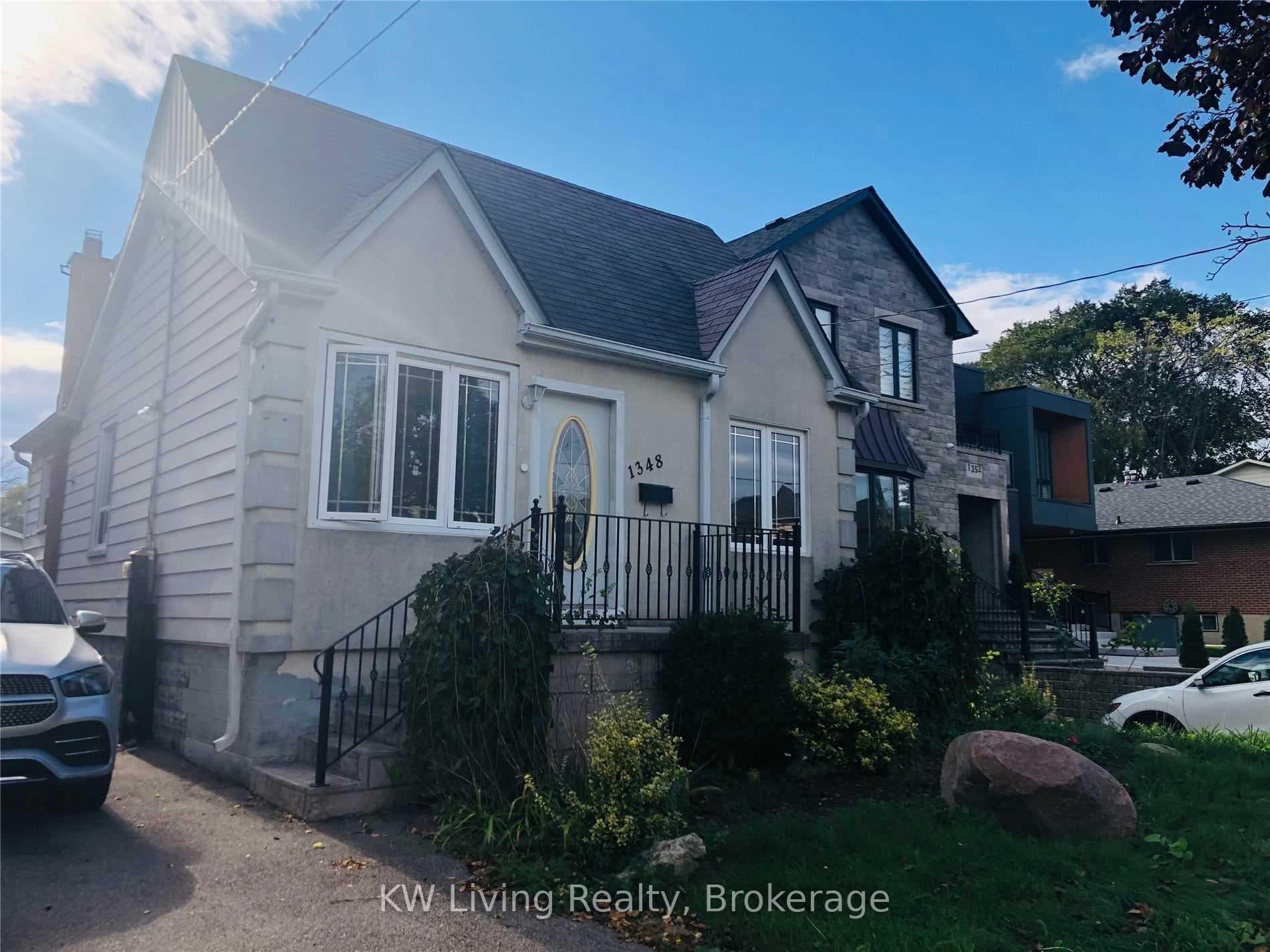 1348 Alexandra Avenue, Mississauga, ON L5E 2A6 - Photo 1