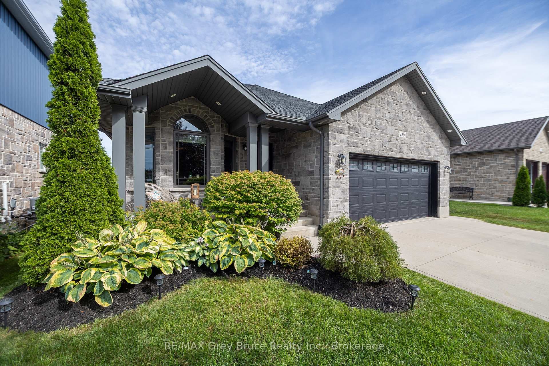2591 7th Avenue, Owen Sound, ON N4K 6V1 - Photo 1