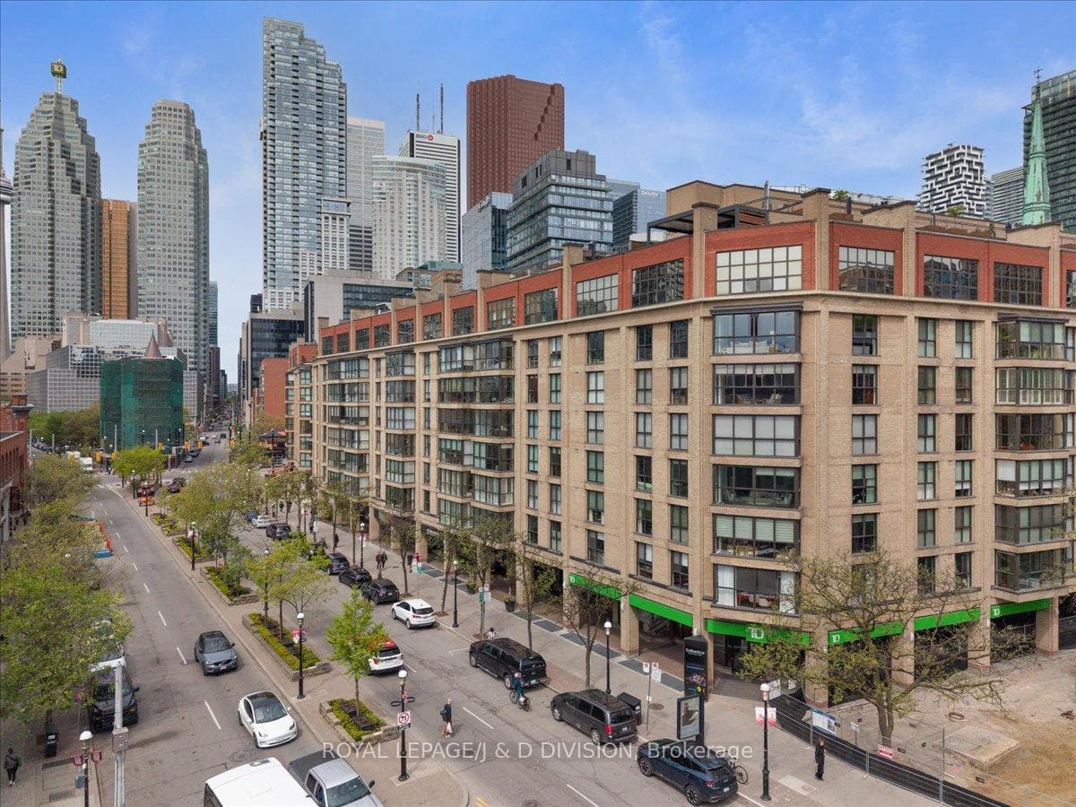 80 Front Street Unit 424, Regent Park / Cabbagetown / St. James Town, ON M5E 1T4 - Photo 1