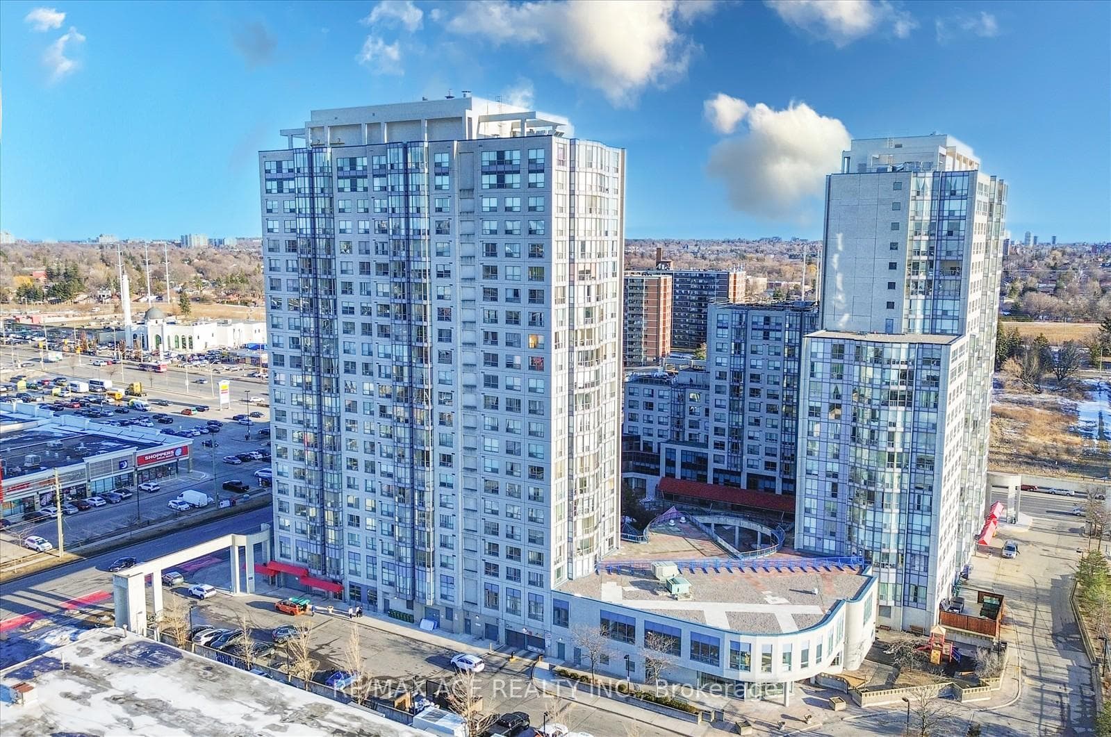 1470 Midland Avenue Unit 1410, Dorset Park / Kennedy Park, ON M1P 4Z4 - Photo 1