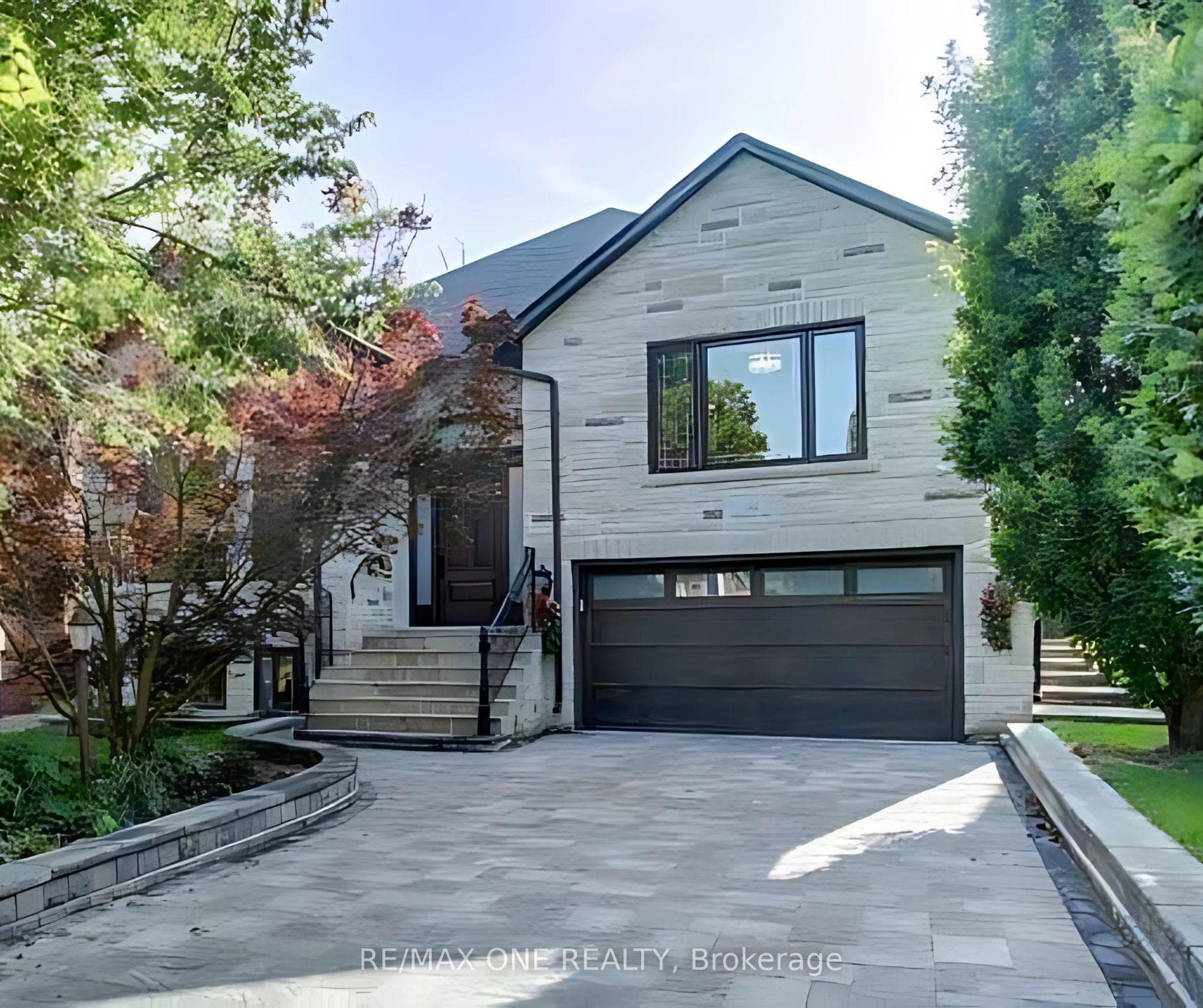 55 Sisman Avenue, Aurora, ON L4G 6S2 - Photo 1