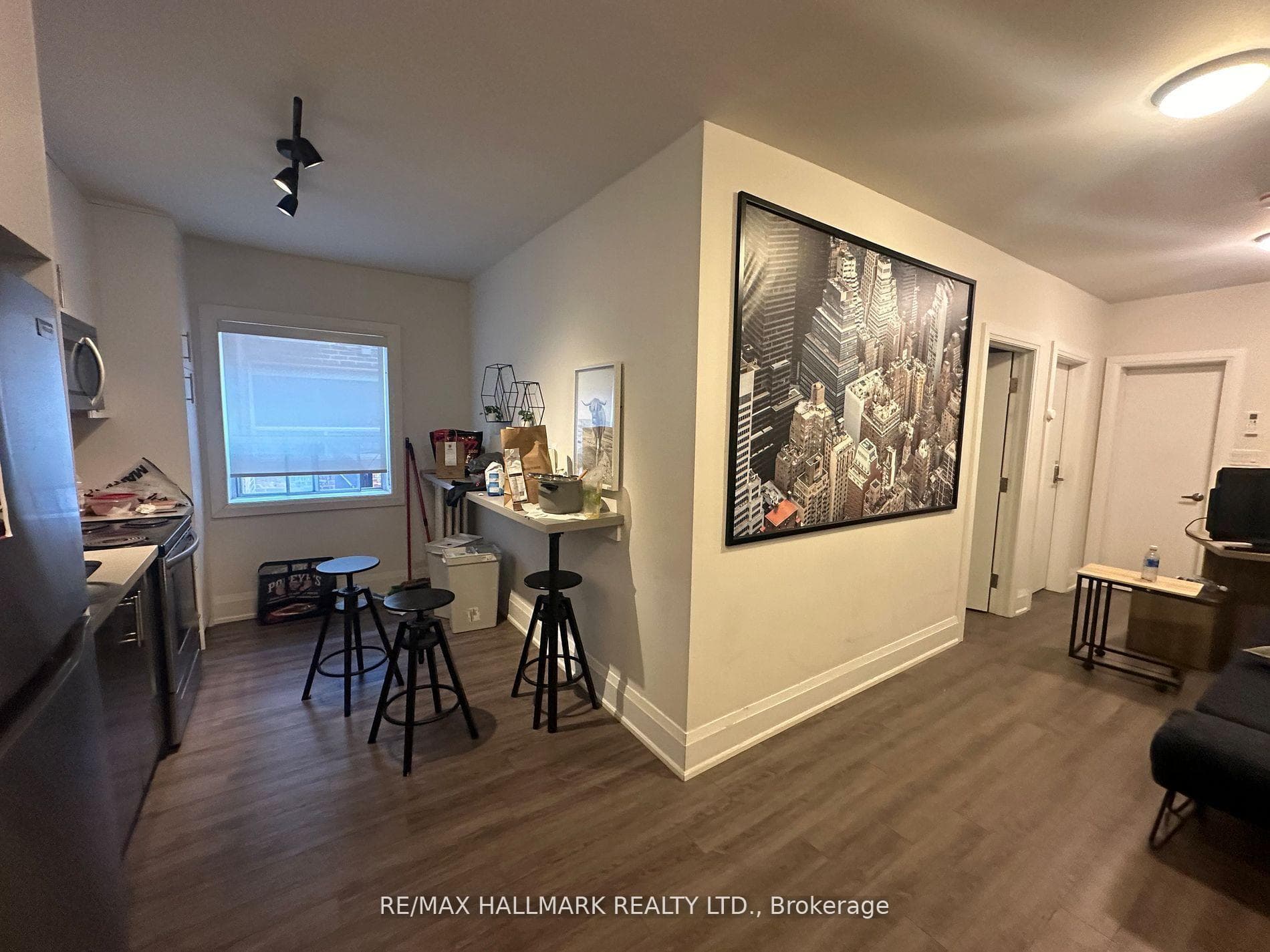 595 St Clair Avenue Unit 7, Annex / Yorkville / Summerhill, ON M6C 1A3 - Photo 1