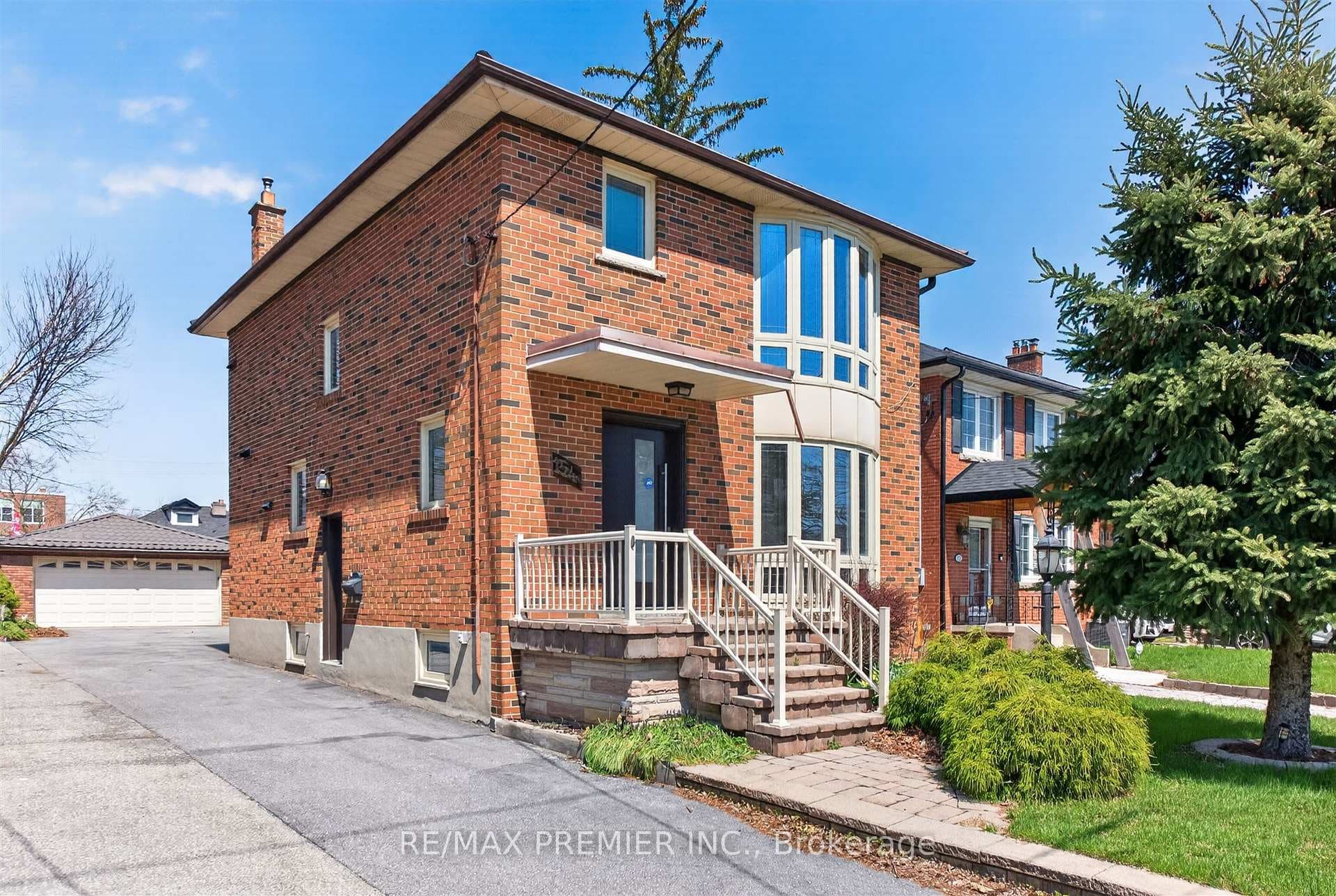 154a William Street, York / Weston, ON M9N 2H1 - Photo 1