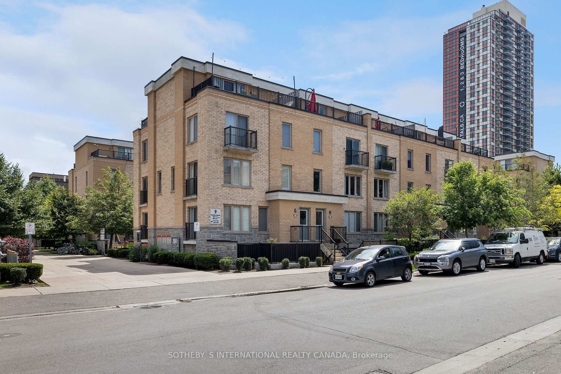 11 Foundry Avenue Unit 230, Toronto W02
