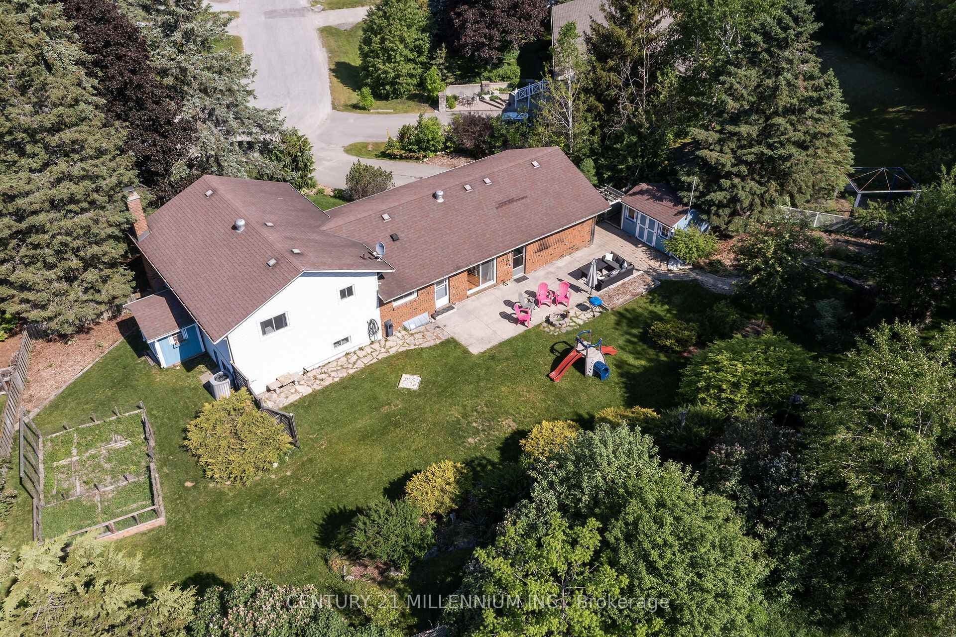 Welcome to 41 Douglas Crescent in Hillsburgh