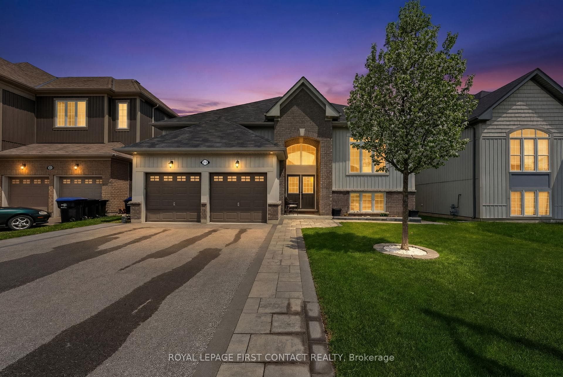 213 Claire Drive, Clearview