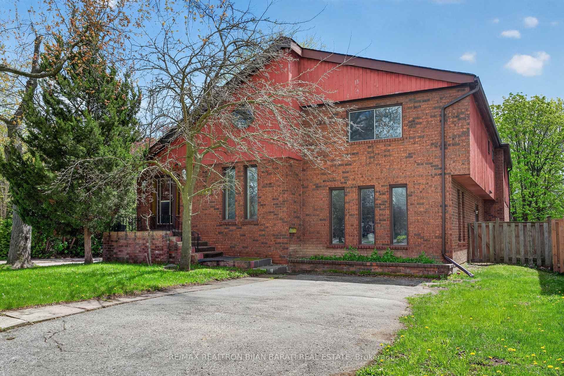 309 Hillcrest Avenue, Toronto C14
