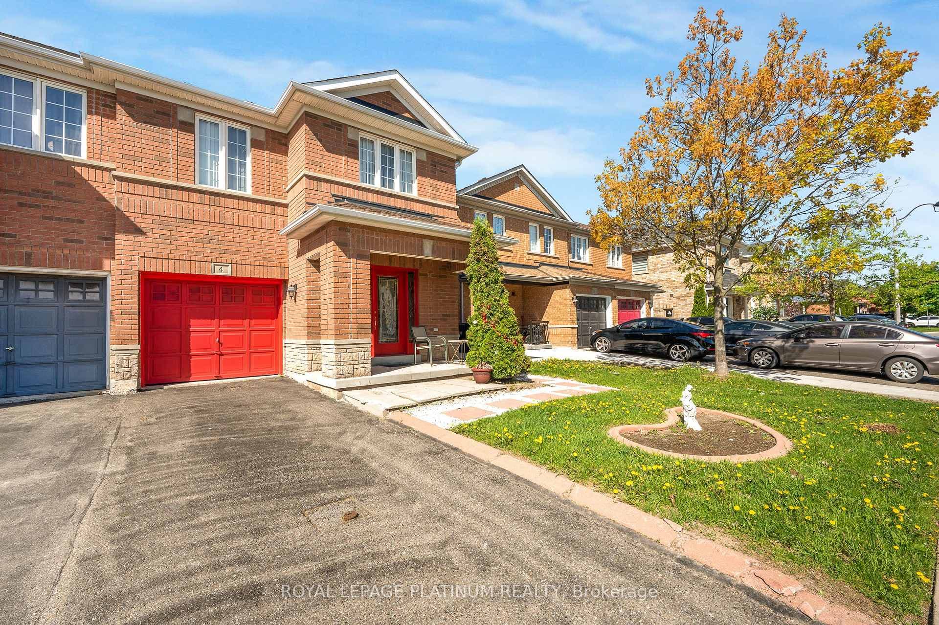 4 Silver Egret Road, Brampton
